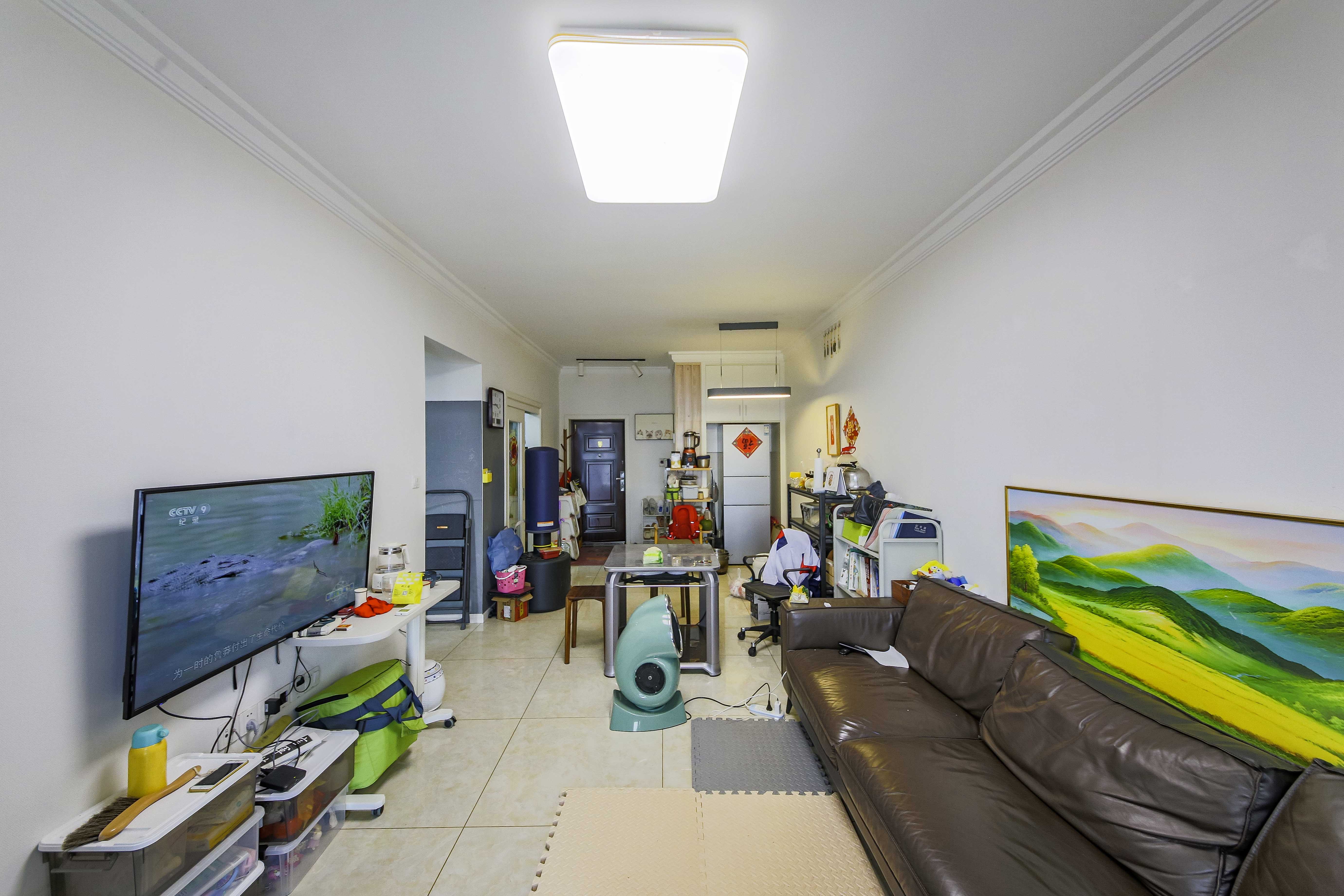 中建信和城  3室2厅1卫    108.0万 中建信和城  3室2厅1卫    108.0万客厅