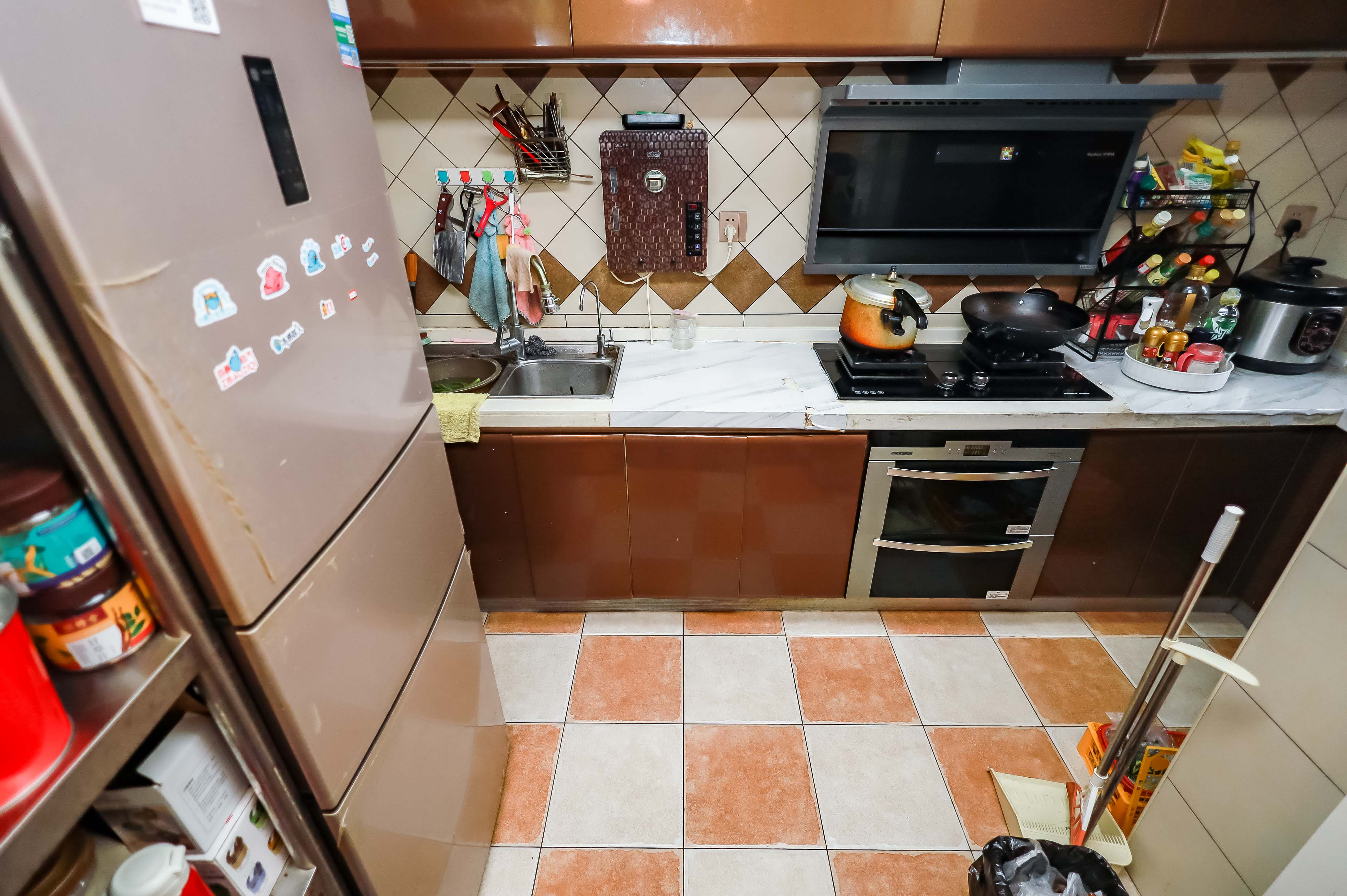 莱茵城  2室1厅1卫    60.0万厨房