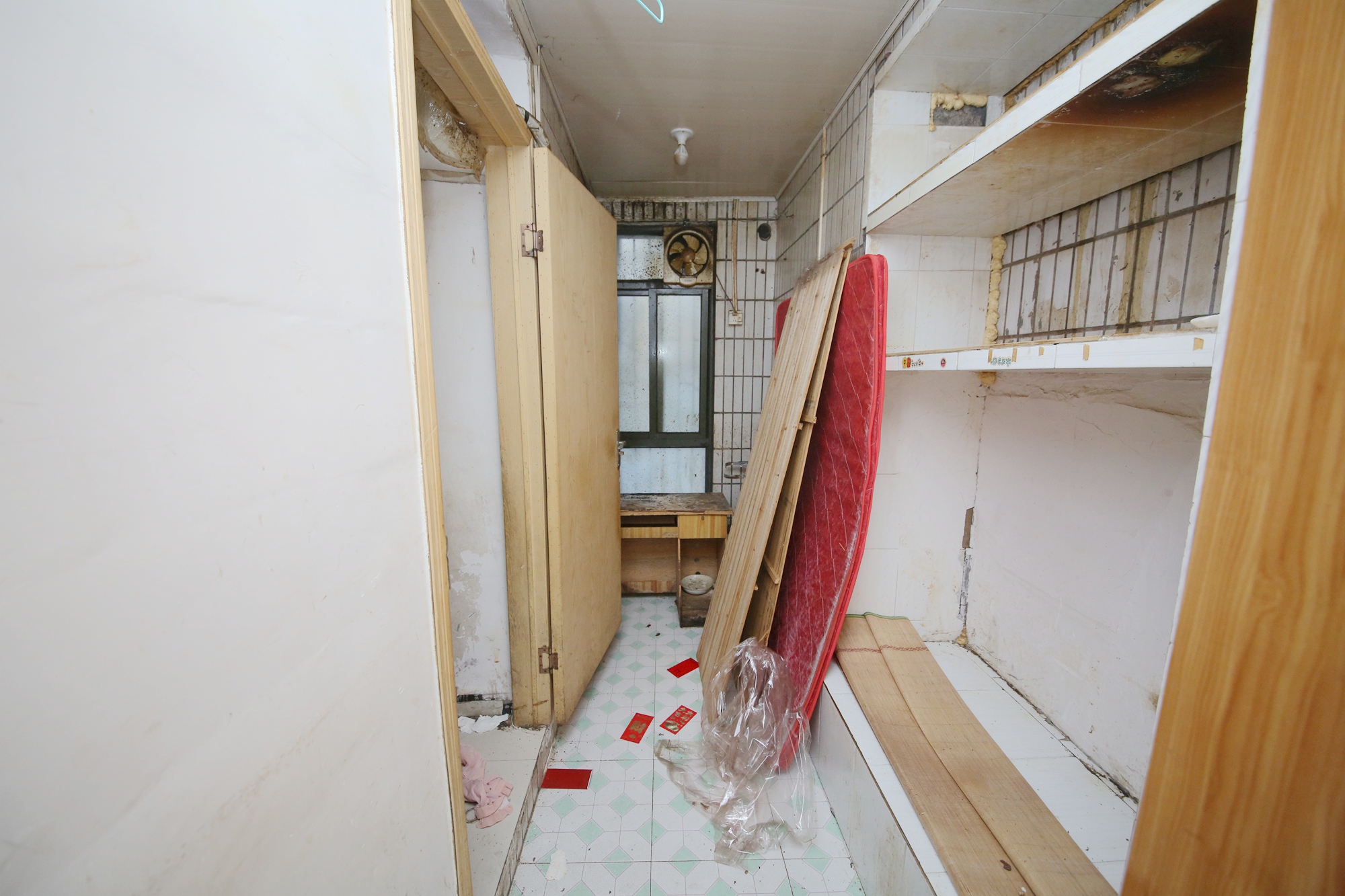 湖南文化广场  4室2厅2卫   90.00万其他