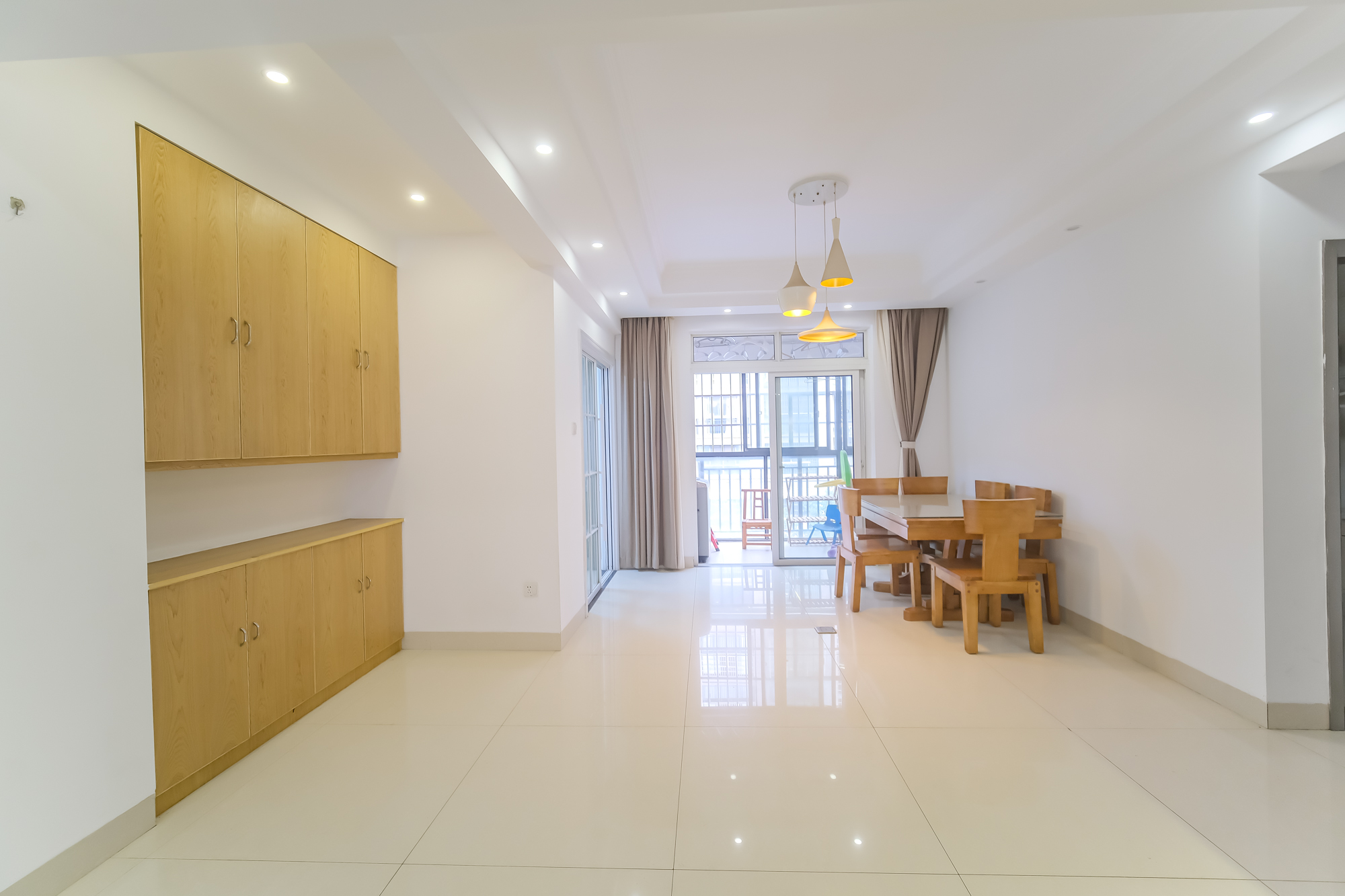 山水湾  3室2厅1卫    88.0万 山水湾  3室2厅1卫    88.0万客厅