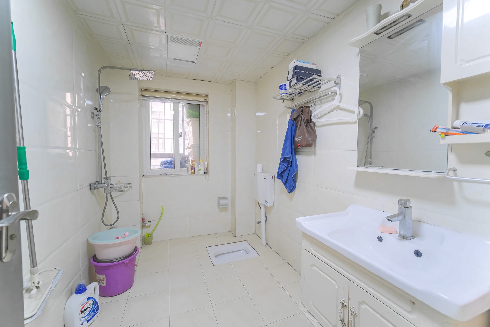 山水湾  3室2厅1卫    88.0万 山水湾  3室2厅1卫    88.0万卫生间