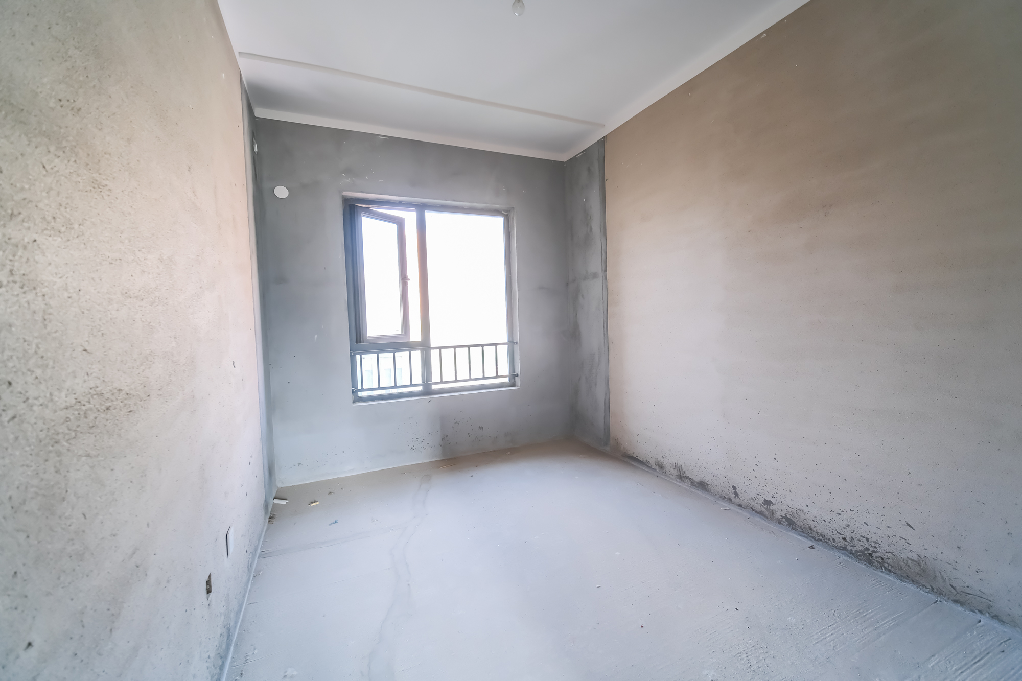 荣盛城  4室2厅2卫    82.8万 荣盛城  4室2厅2卫    82.8万卧室