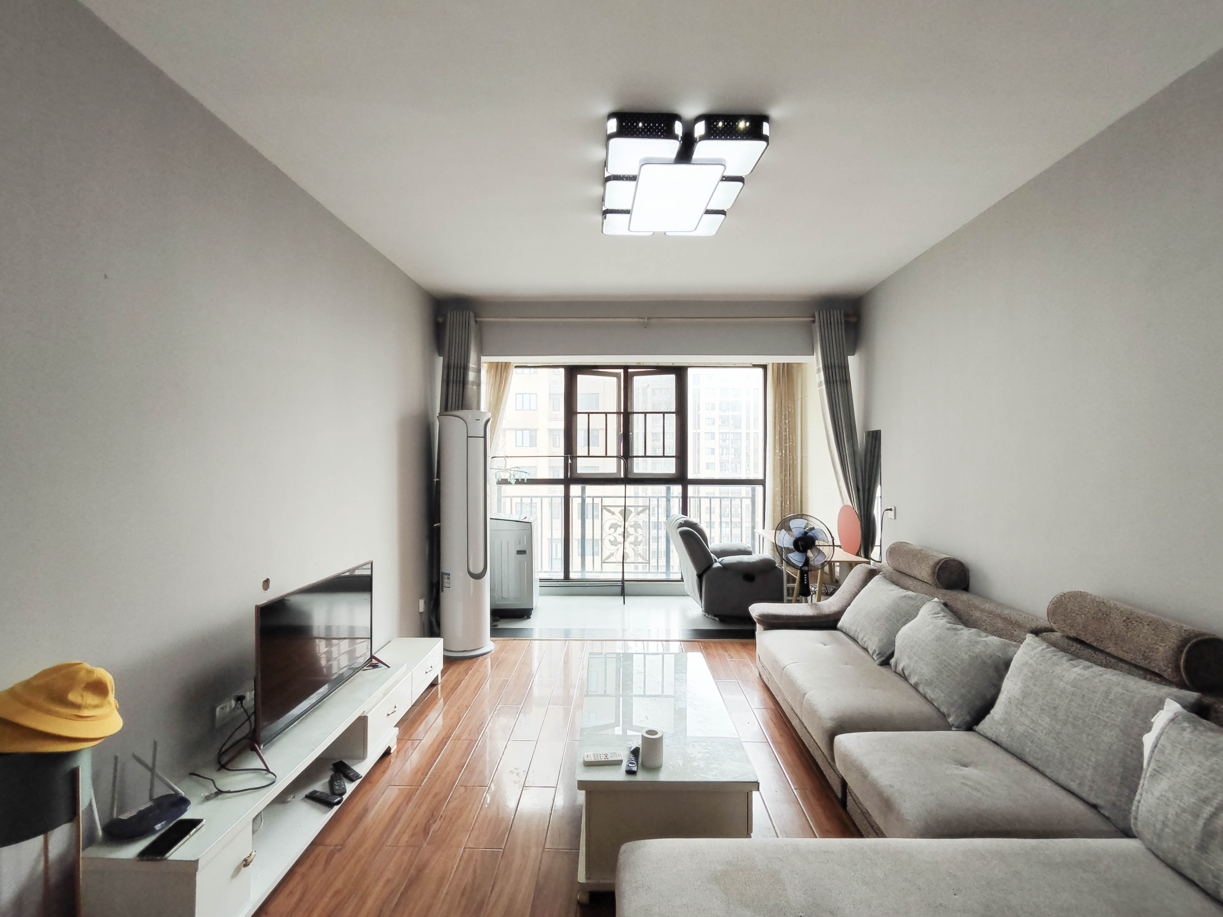 南城印象 3室2厅1卫 96.0万 南城印象 3室2厅1卫 96.0万客厅