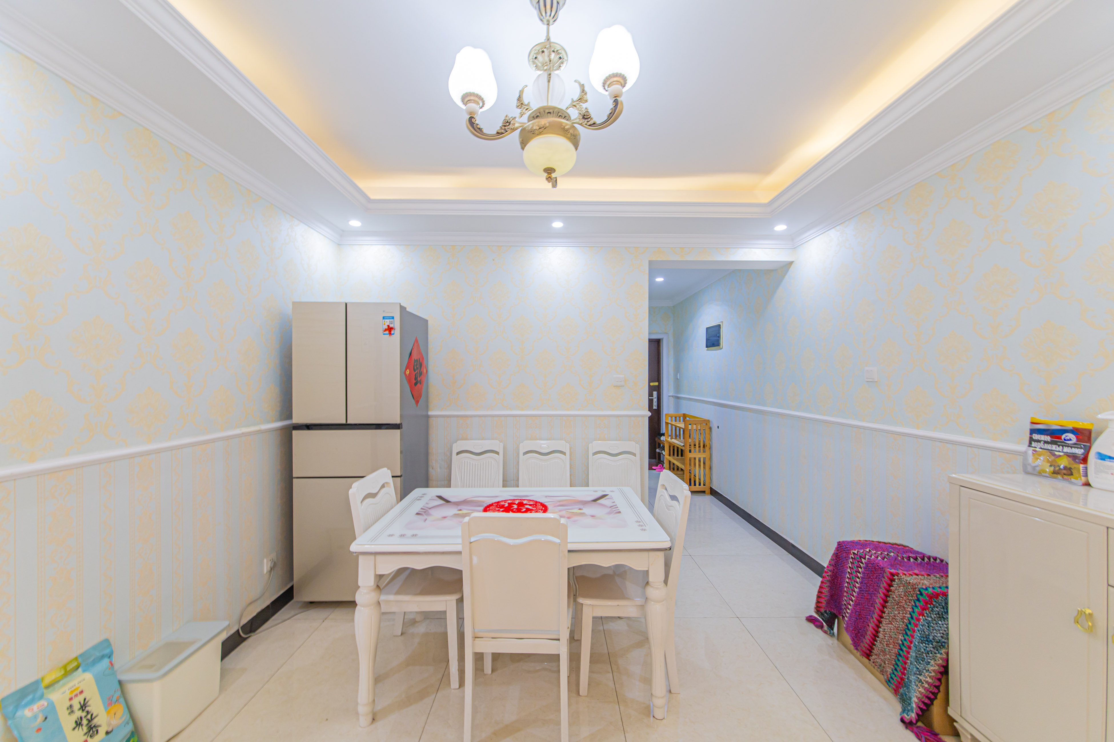 保利花园 2室2厅1卫 80.0万 保利花园 2室2厅1卫 80.0万客厅