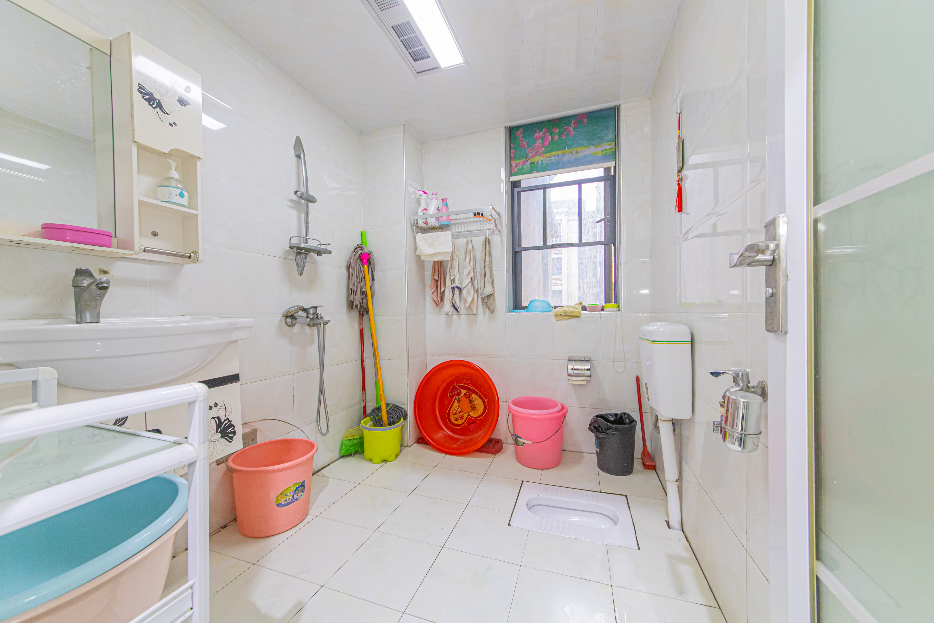 保利花园 2室2厅1卫 80.0万 保利花园 2室2厅1卫 80.0万卫生间