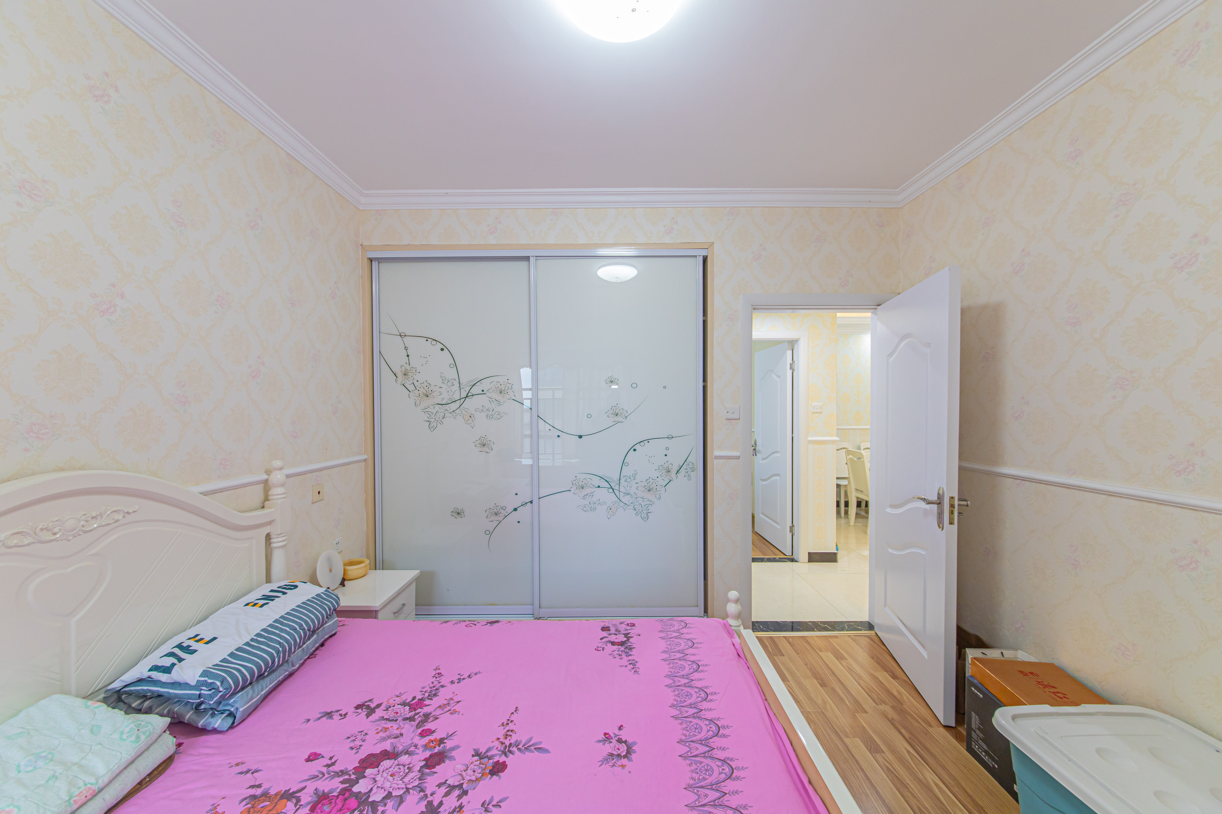 保利花园 2室2厅1卫 80.0万 保利花园 2室2厅1卫 80.0万卧室