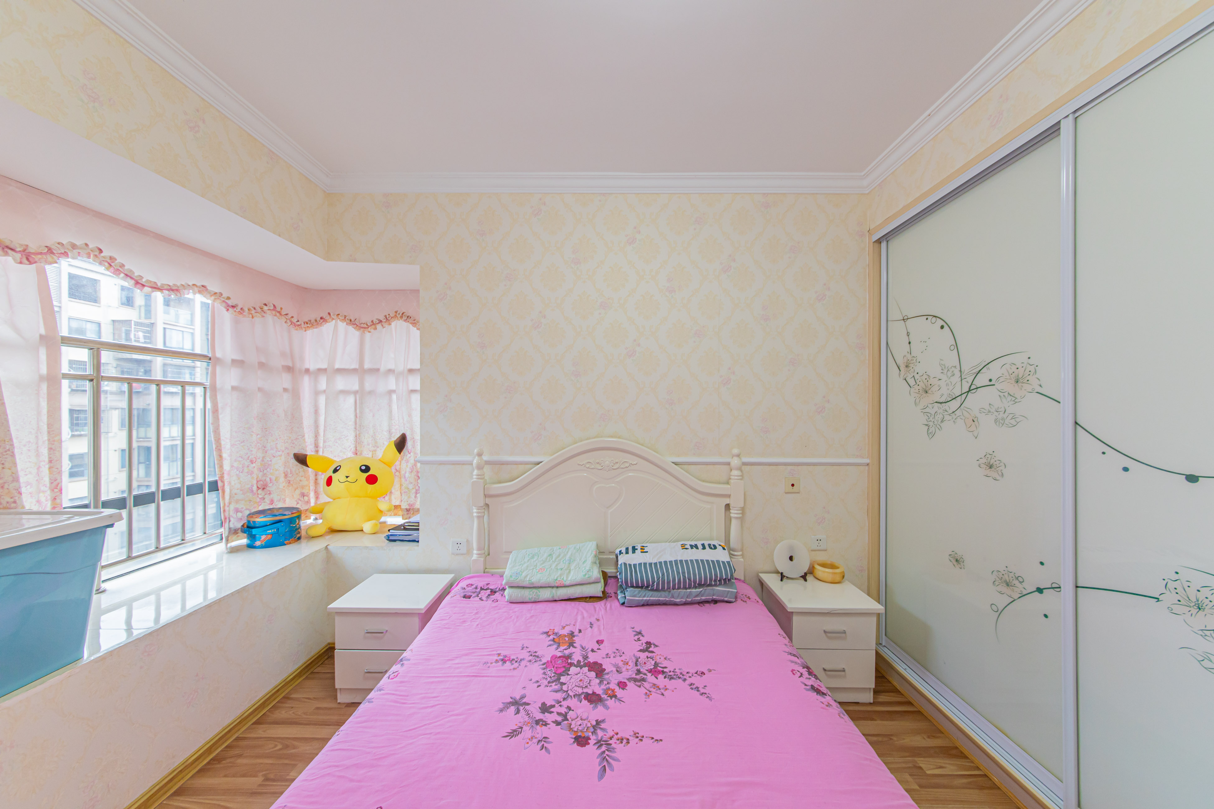 保利花园 2室2厅1卫 80.0万 保利花园 2室2厅1卫 80.0万卧室