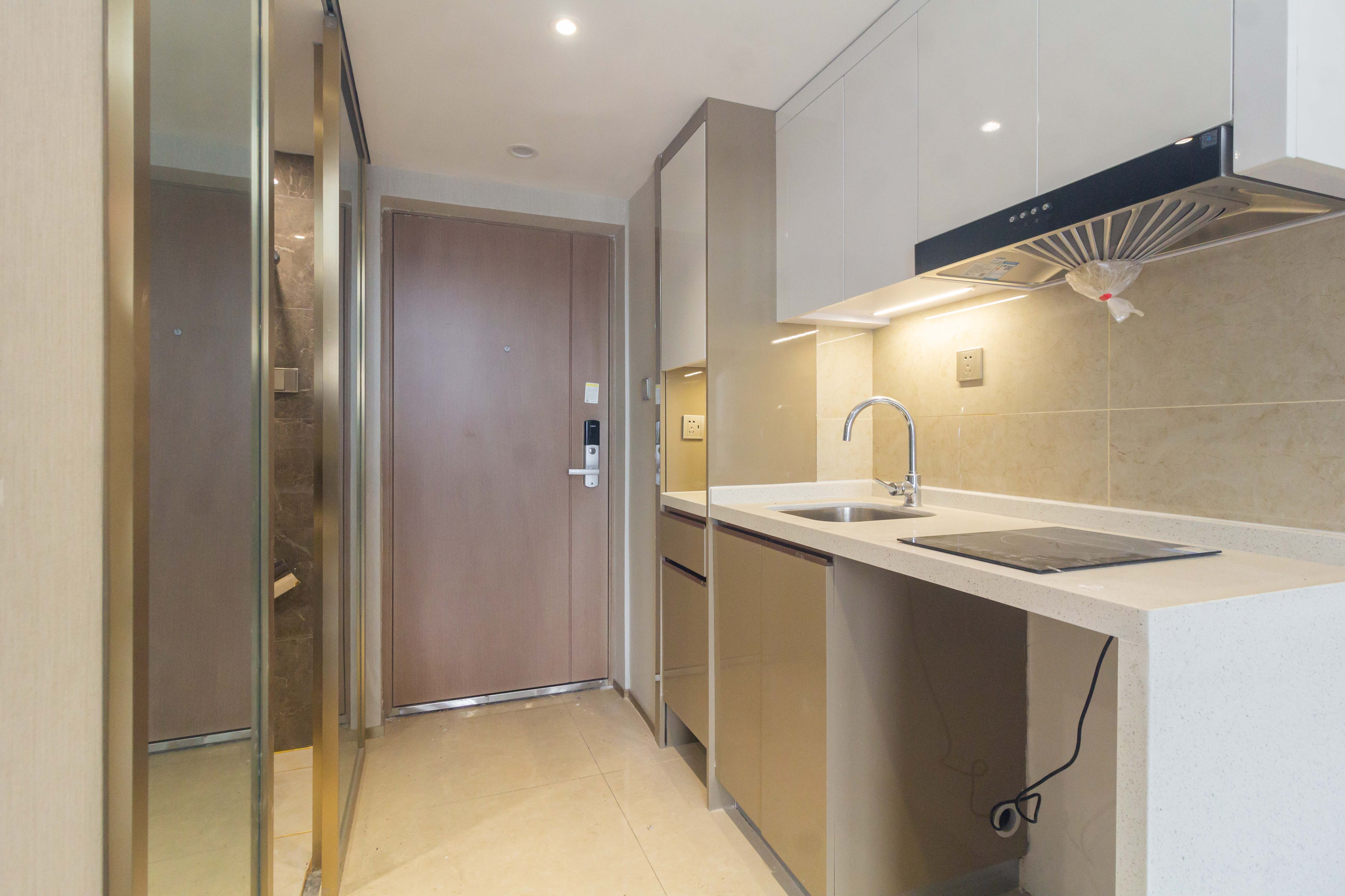 华远海蓝郡  2室1厅1卫    25.0万 华远海蓝郡  2室1厅1卫    25.0万厨房