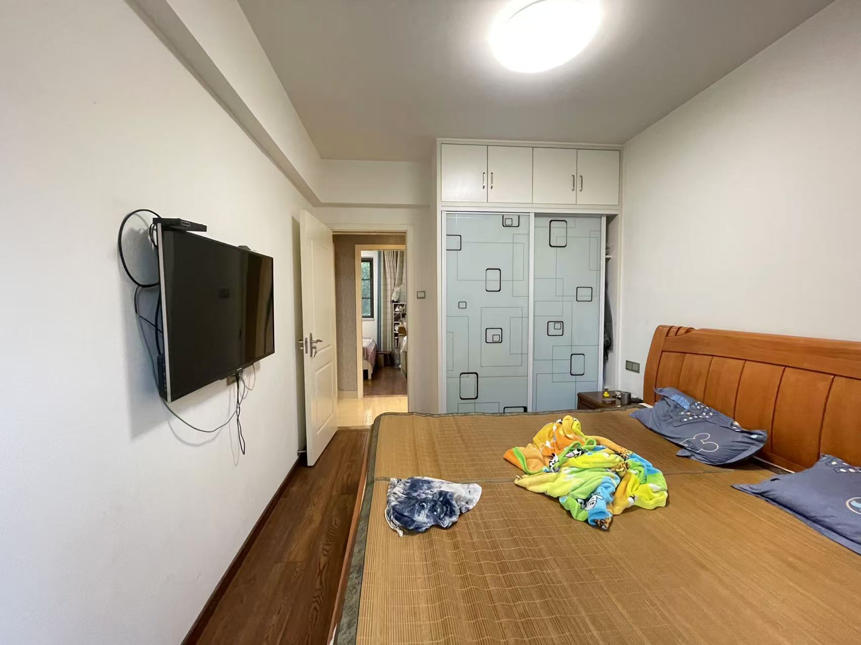 蓝溪谷 3室2厅2卫 62.0万 蓝溪谷 3室2厅2卫 62.0万室内图