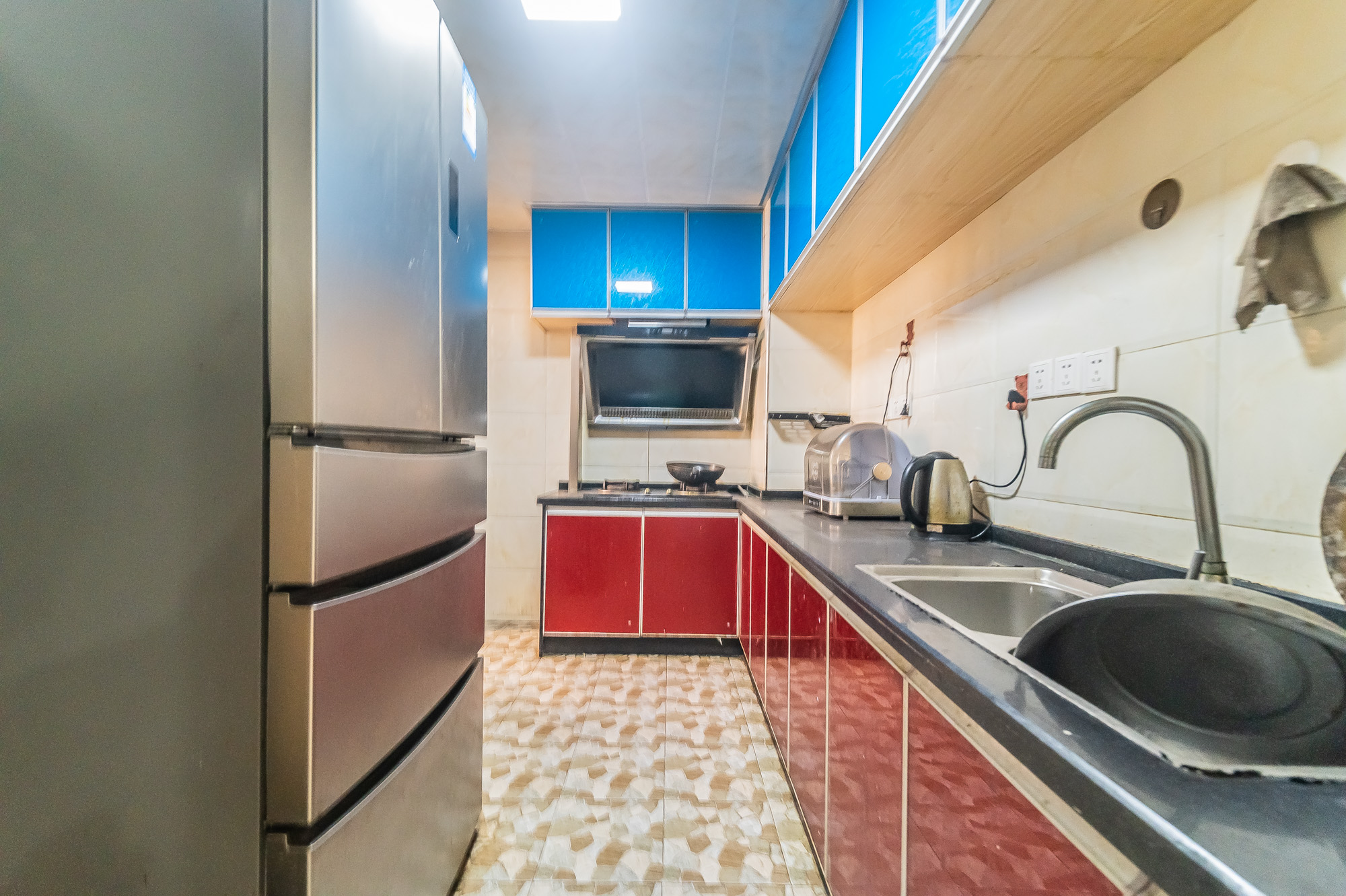 深业睿城 3室2厅1卫 59.8万 深业睿城 3室2厅1卫 59.8万厨房