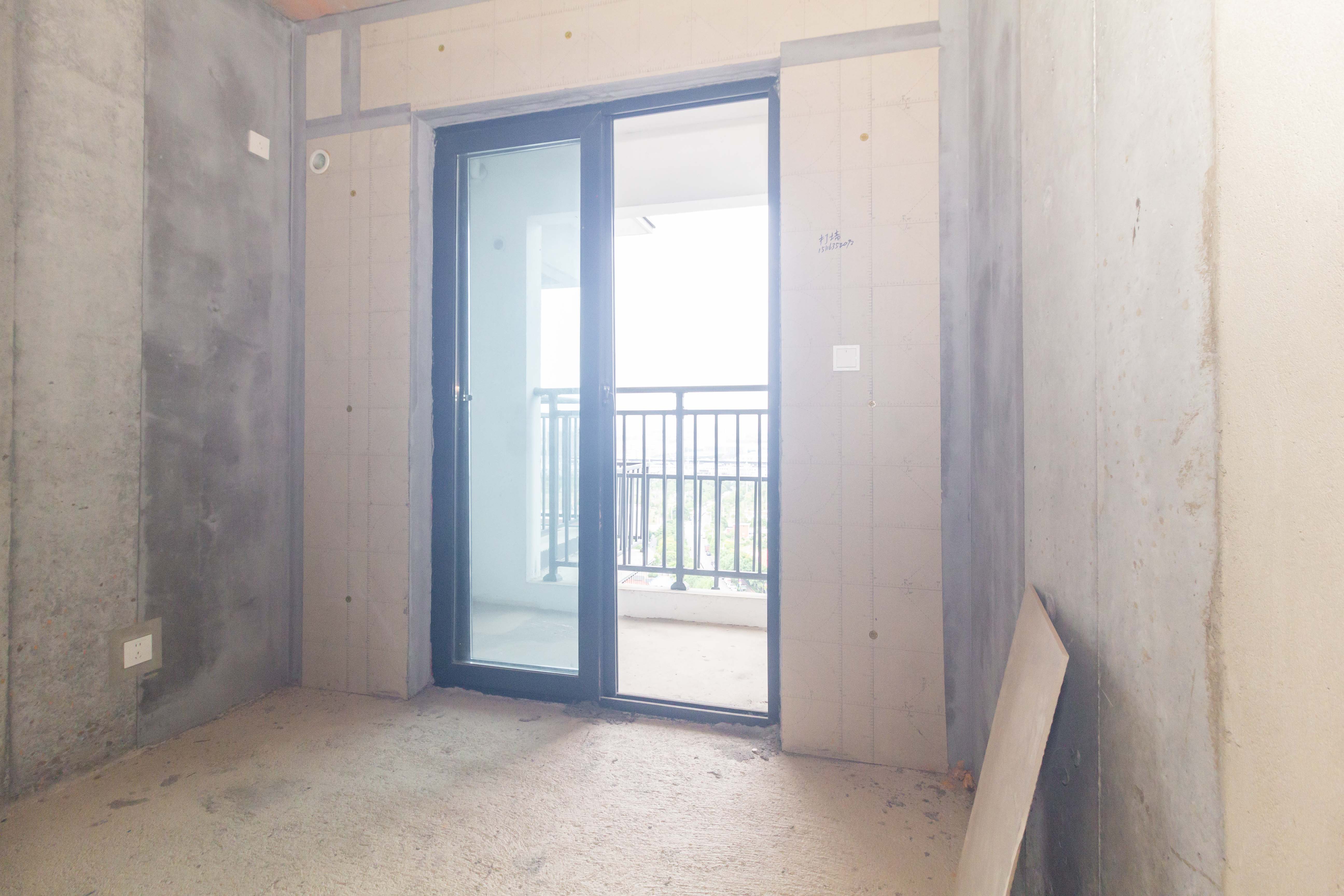 旭辉汇樾城 4室2厅2卫 95.0万 旭辉汇樾城 4室2厅2卫 95.0万卧室