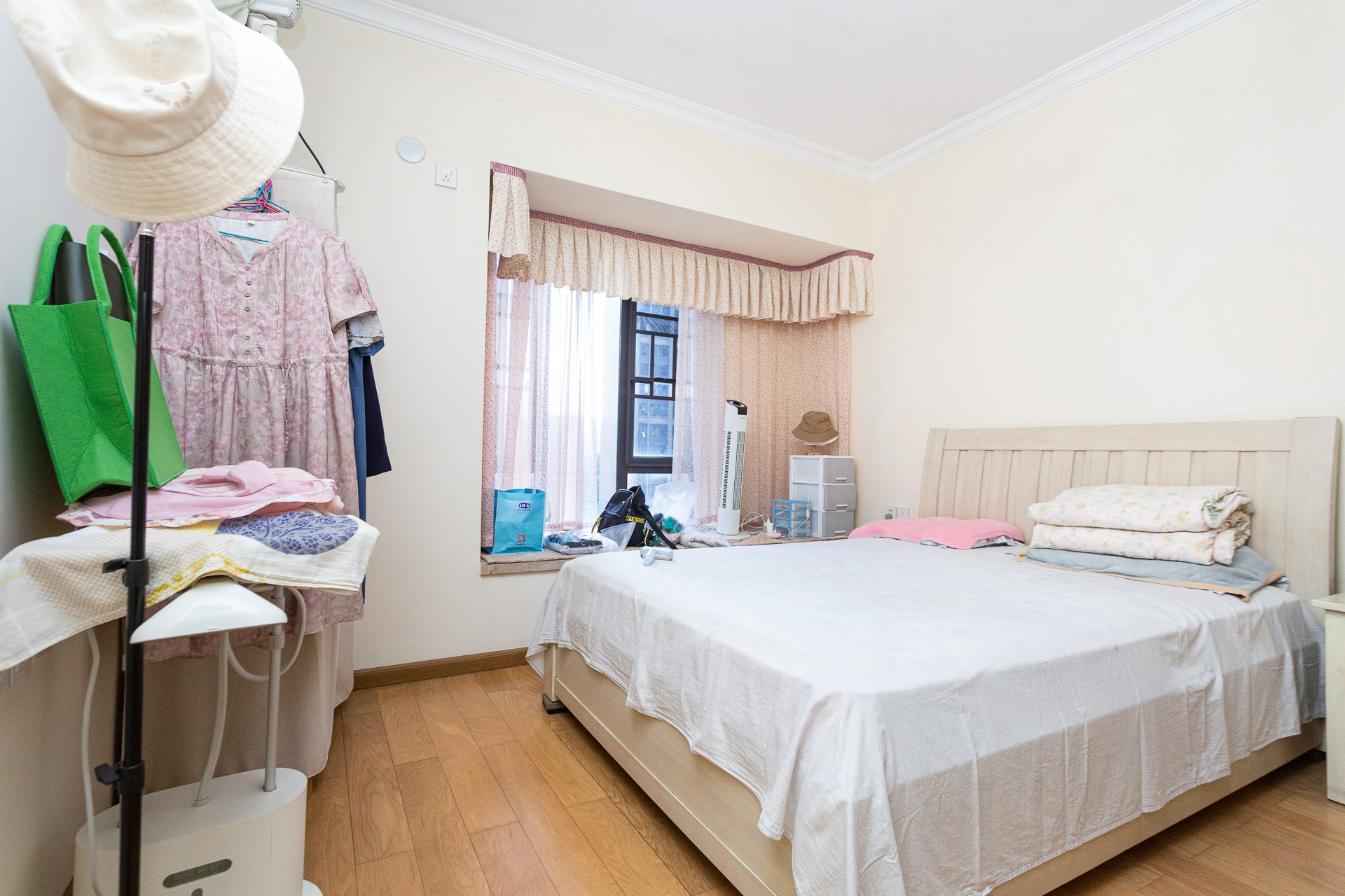 时代倾城一期 3室2厅1卫 108.0万 时代倾城一期 3室2厅1卫 108.0万卧室