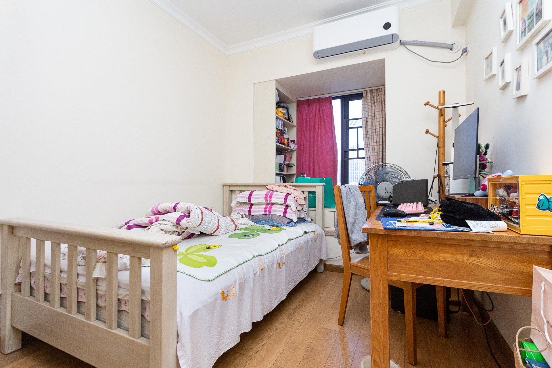 时代倾城一期 3室2厅1卫 108.0万 时代倾城一期 3室2厅1卫 108.0万卧室