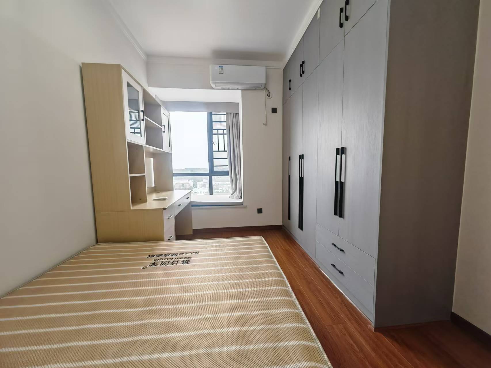 城发津枫庭苑  3室2厅2卫    76.0万 城发津枫庭苑  3室2厅2卫    76.0万室内图