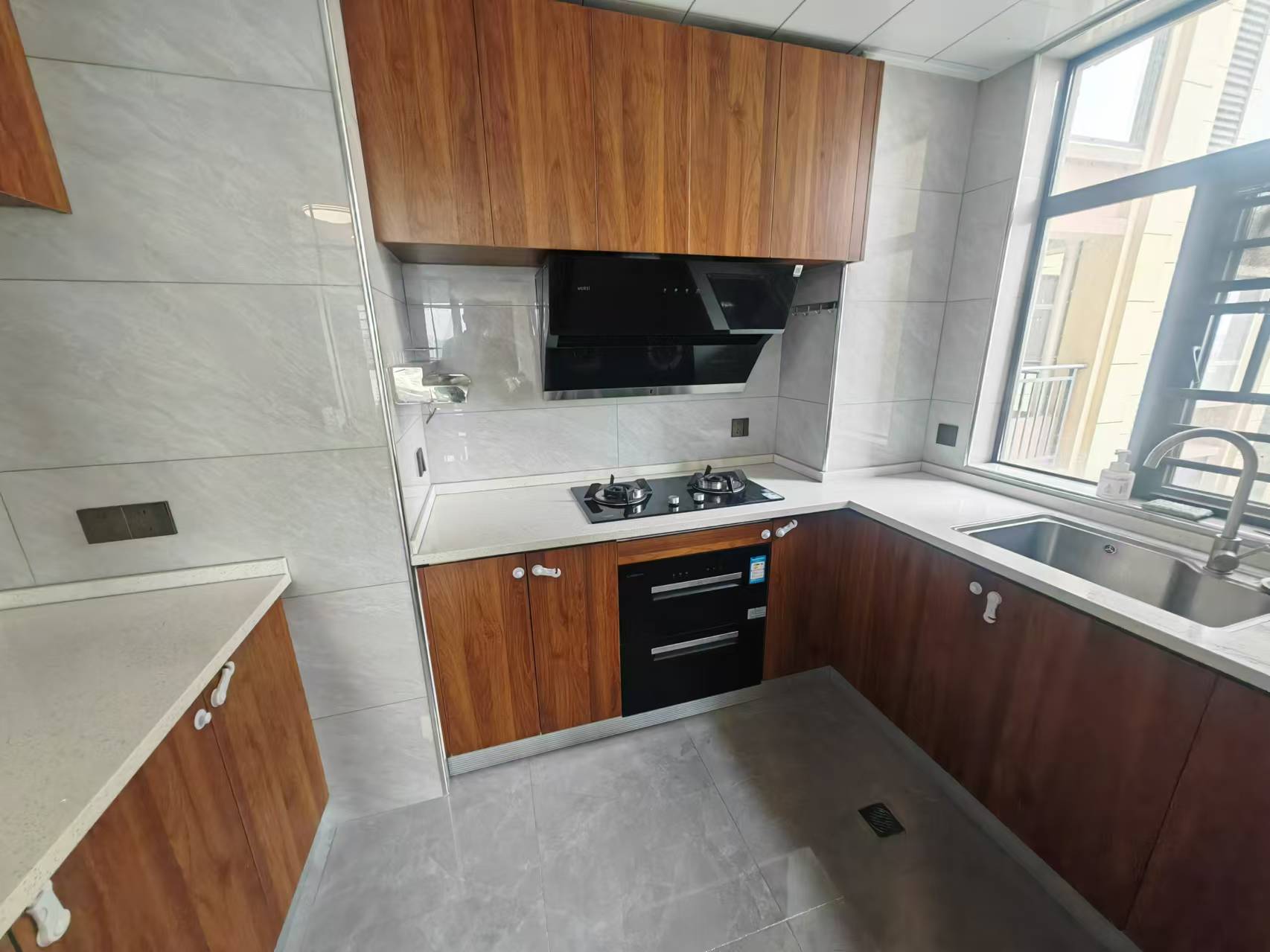 城发津枫庭苑  3室2厅2卫    76.0万 城发津枫庭苑  3室2厅2卫    76.0万室内图