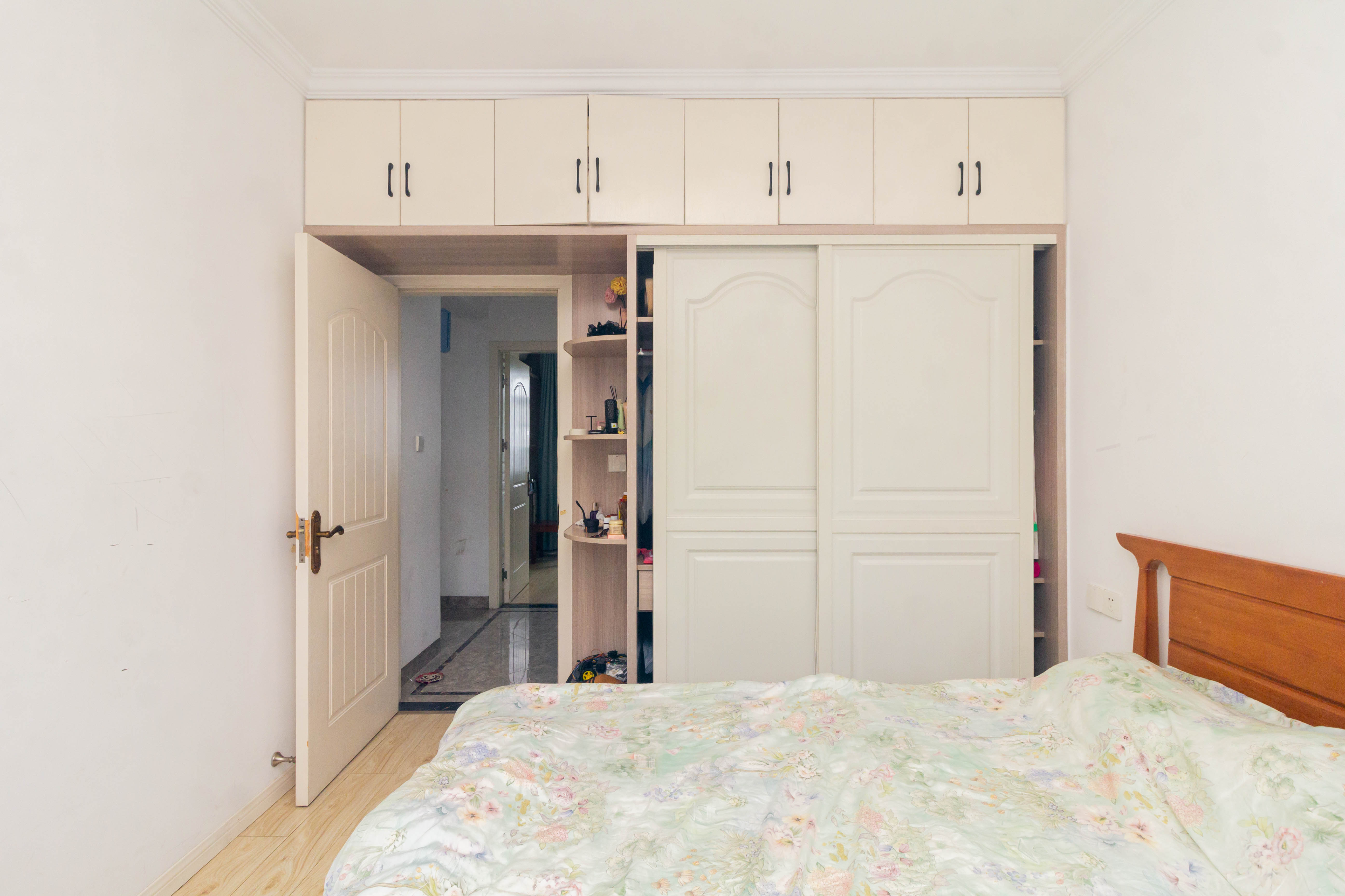 中国铁建国际城二期 3室2厅1卫 78.0万 中国铁建国际城二期 3室2厅1卫 78.0万卧室