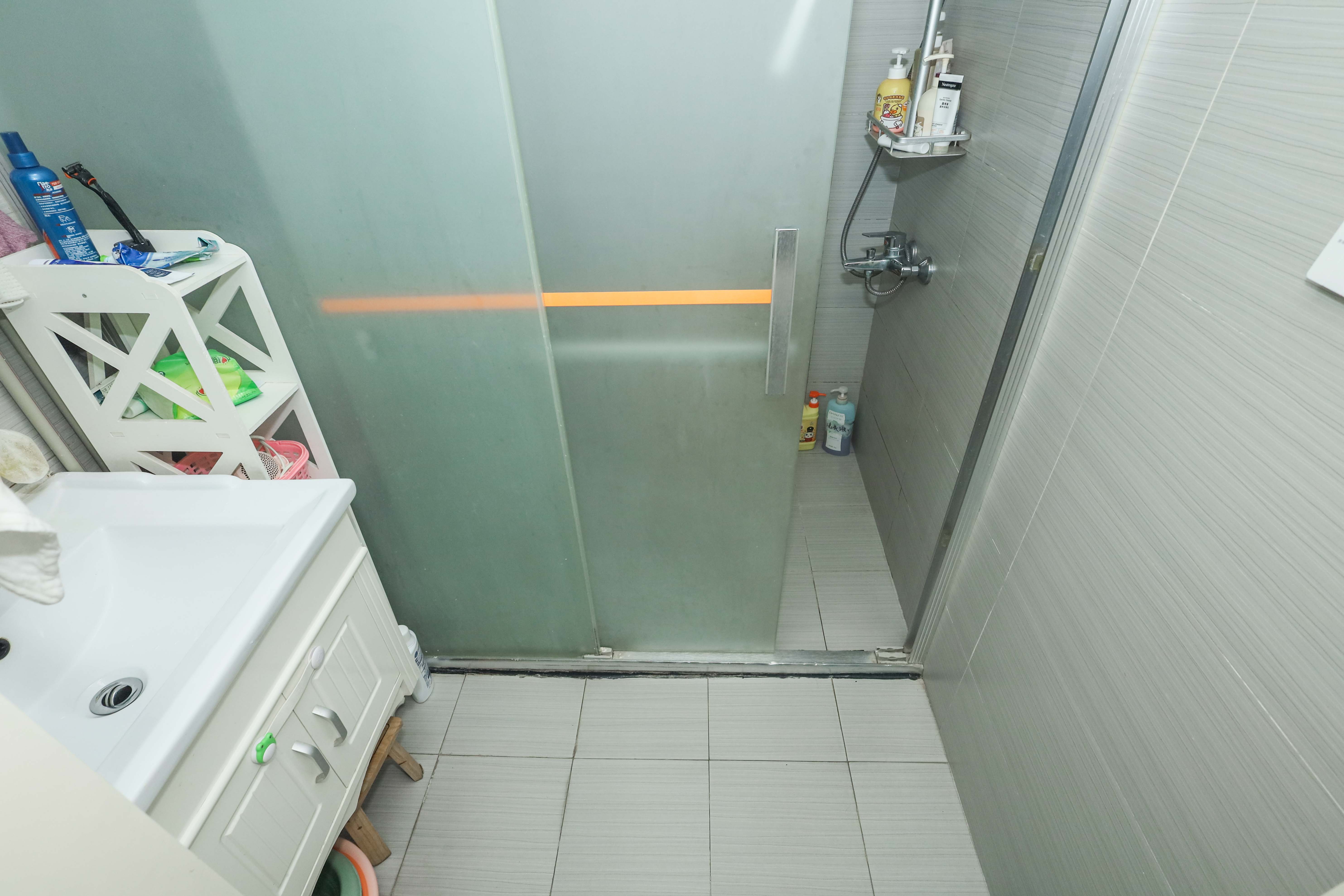 保利麓谷林语C区  3室2厅1卫   115.00万卫生间