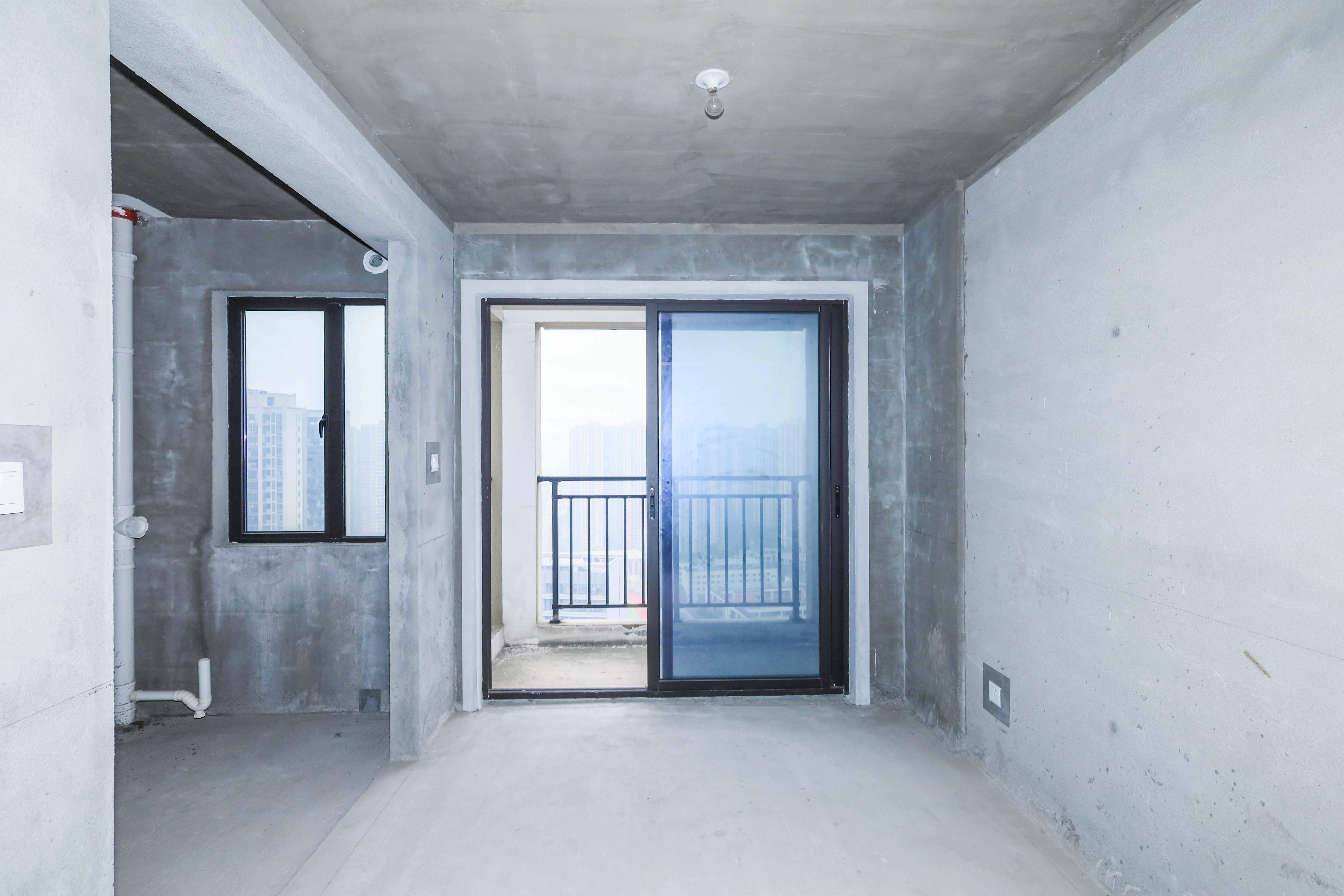 中国铁建梅溪青秀二期  4室2厅2卫   126.00万其他