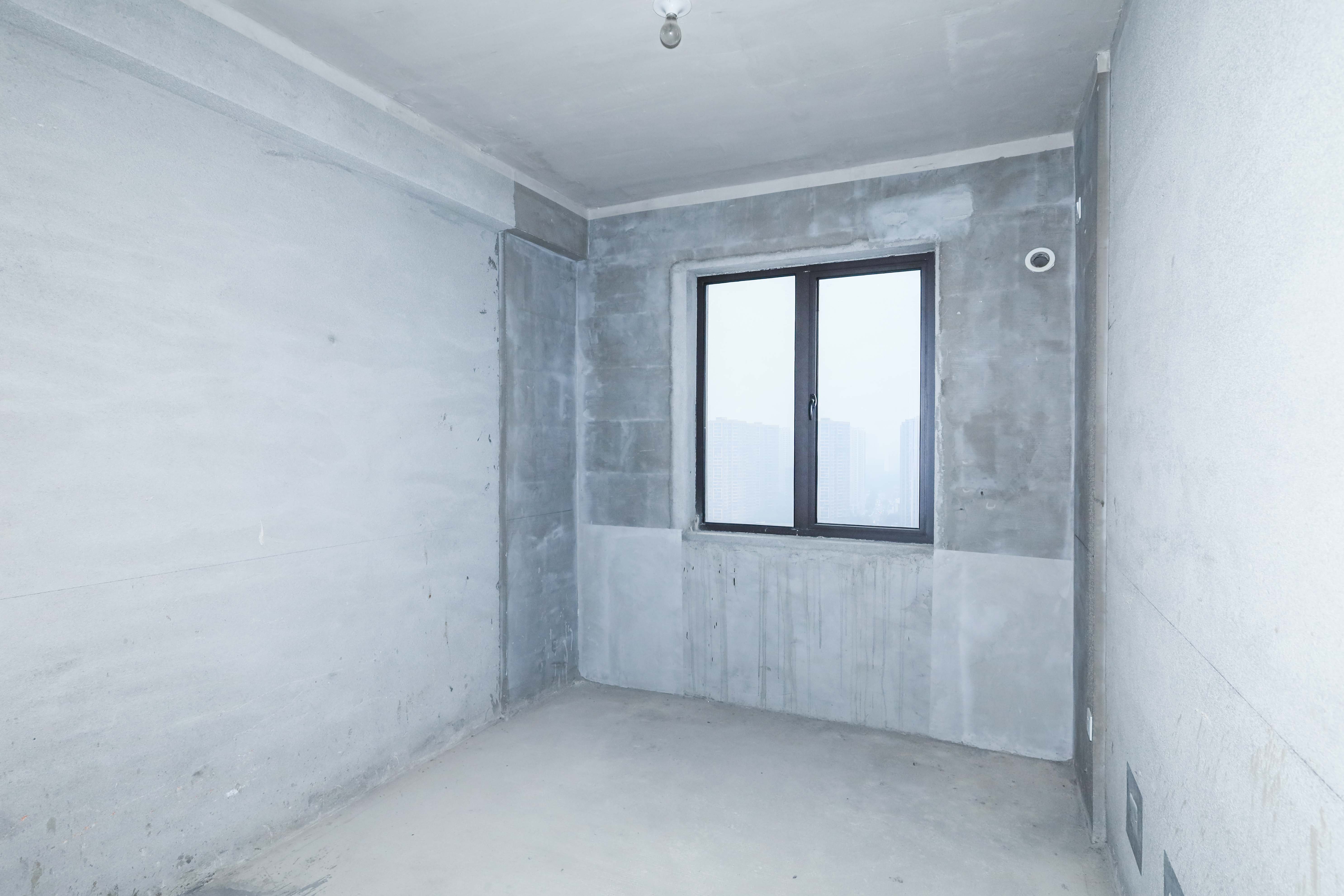 中国铁建梅溪青秀二期  4室2厅2卫   126.00万卧室