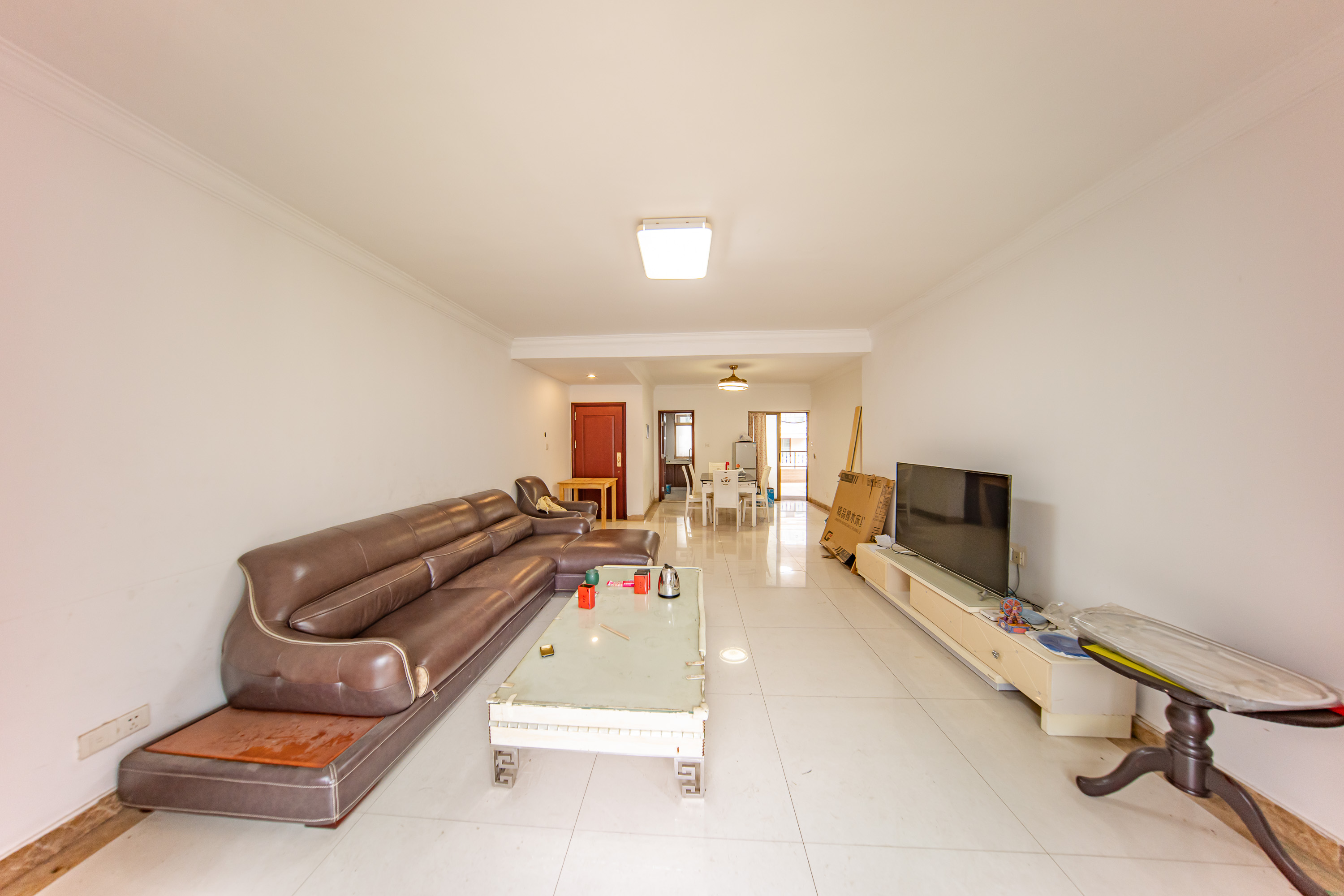 江山帝景雅典  3室2厅2卫    142.0万 江山帝景雅典  3室2厅2卫    142.0万客厅