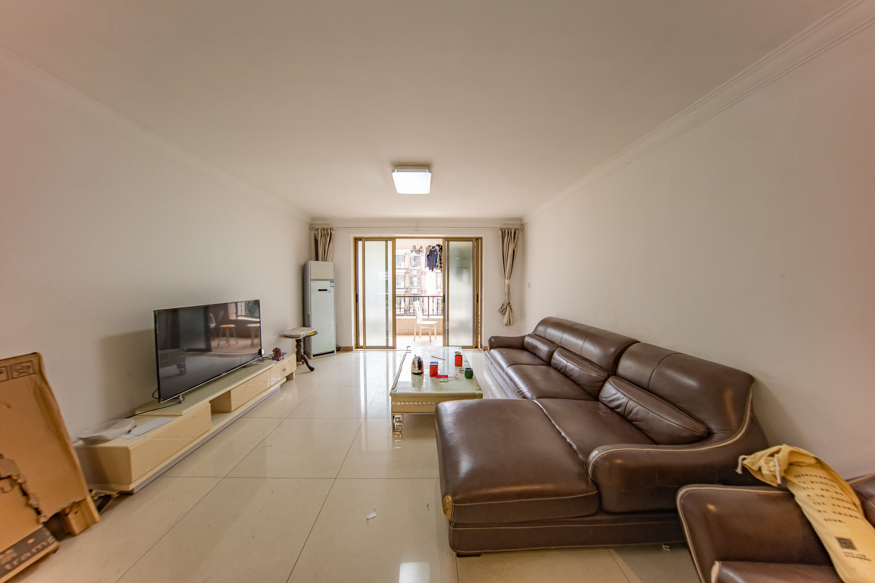 江山帝景雅典  3室2厅2卫    142.0万 江山帝景雅典  3室2厅2卫    142.0万客厅