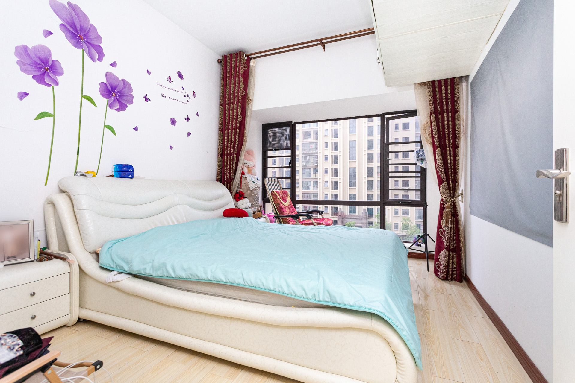 南山苏迪亚诺 3室2厅1卫 51.2万 南山苏迪亚诺 3室2厅1卫 51.2万卧室