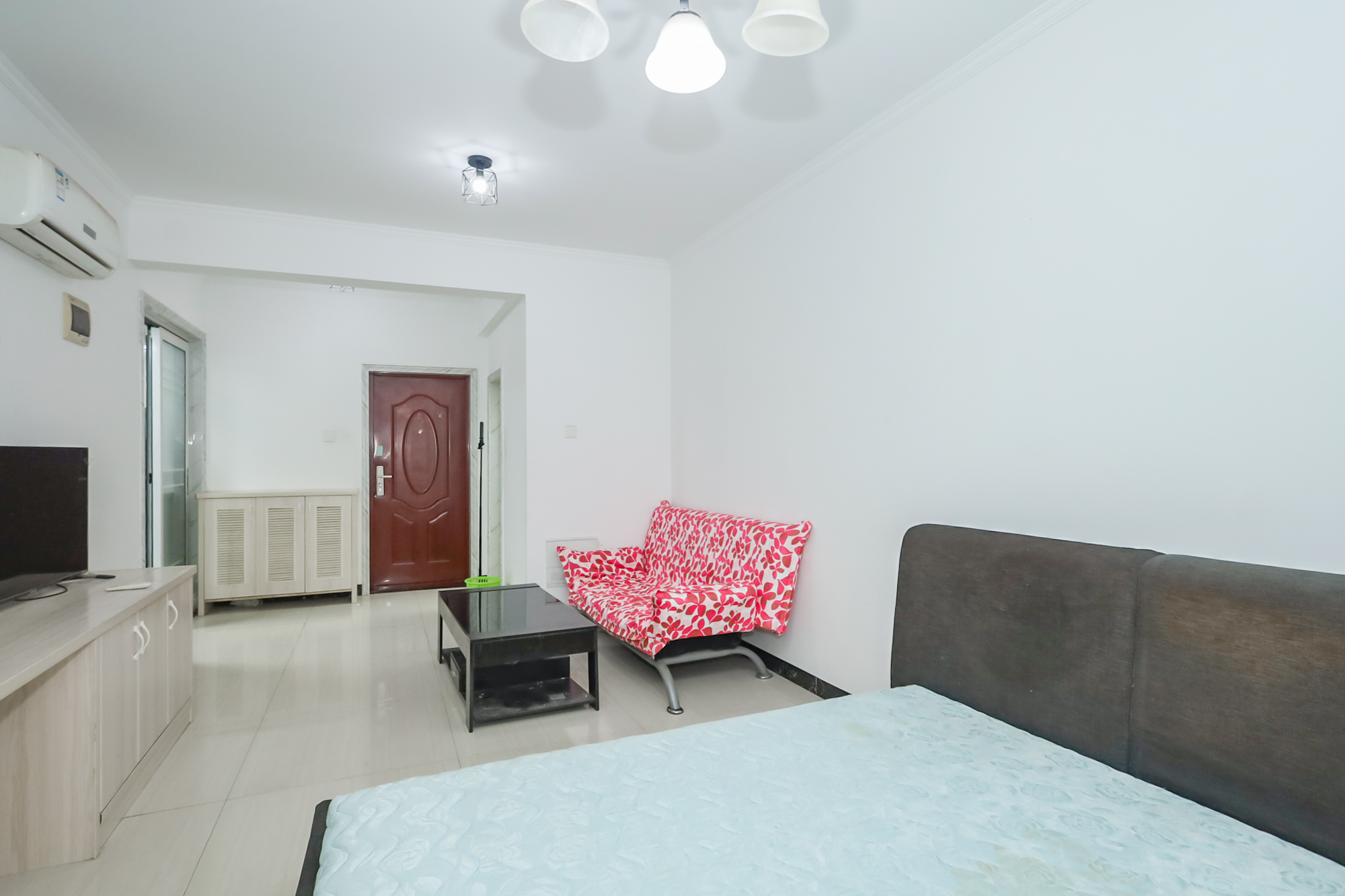 枫树园 1室1厅1卫 45.0万 枫树园 1室1厅1卫 45.0万卧室