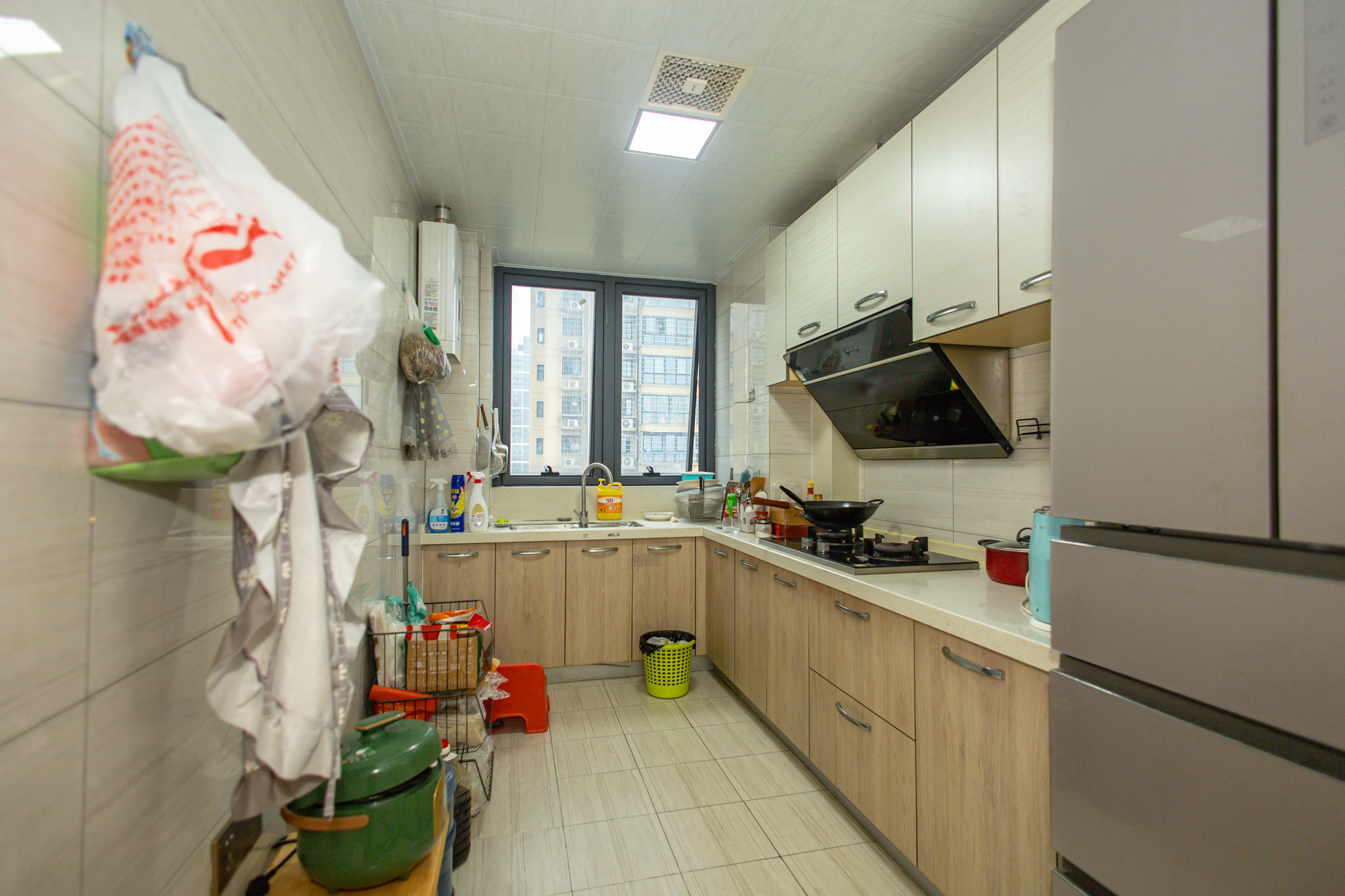 广华国际公馆（广华大厦）  2室2厅1卫    46.8万厨房