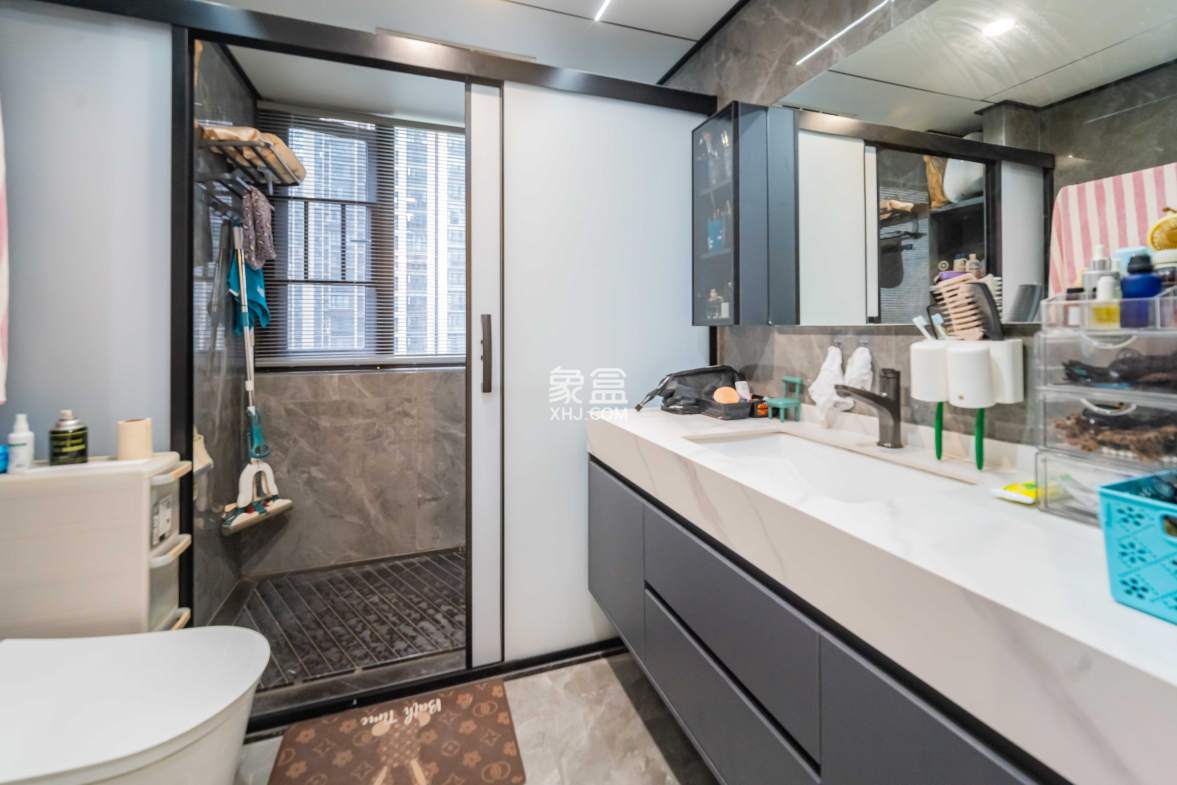 明昇壹城(明昇时代广场)二期  5室2厅2卫    358.0万 明昇壹城(明昇时代广场)二期  5室2厅2卫    358.0万其他