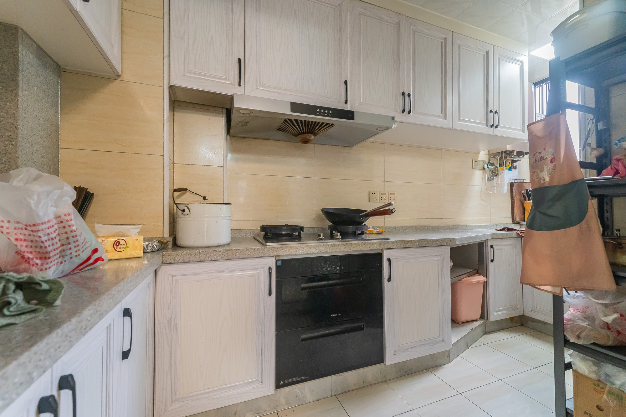 尚鑫海悦(新长海尚海城)  4室2厅2卫    98.8万 尚鑫海悦(新长海尚海城)  4室2厅2卫    98.8万厨房