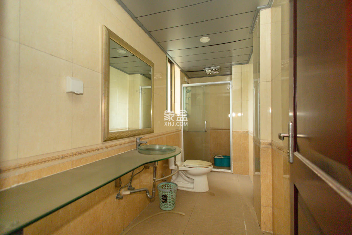 碧桂园威尼斯城 6室3厅2卫 316.0万 碧桂园威尼斯城 6室3厅2卫 316.0万卫生间