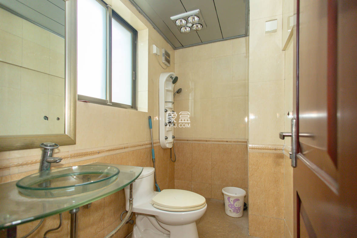 碧桂园威尼斯城 6室3厅2卫 316.0万 碧桂园威尼斯城 6室3厅2卫 316.0万卫生间