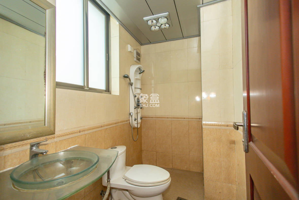 碧桂园威尼斯城 6室3厅2卫 316.0万 碧桂园威尼斯城 6室3厅2卫 316.0万卫生间