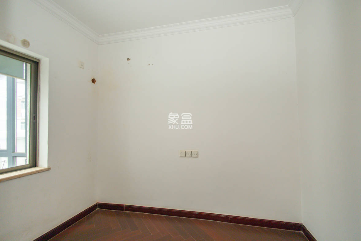 碧桂园威尼斯城 6室3厅2卫 316.0万 碧桂园威尼斯城 6室3厅2卫 316.0万卧室