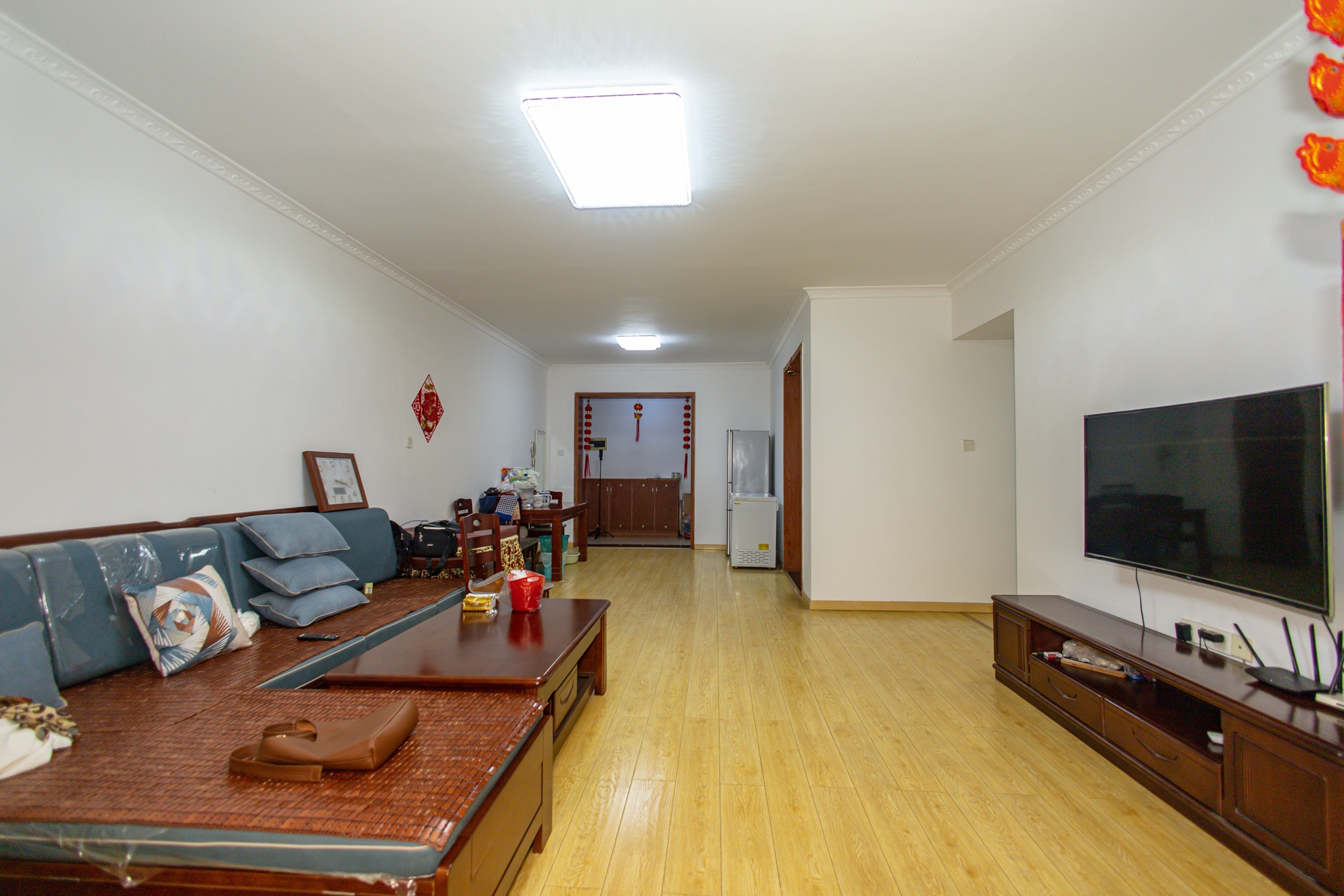 尚都花园城  4室2厅2卫    115.0万 尚都花园城  4室2厅2卫    115.0万客厅