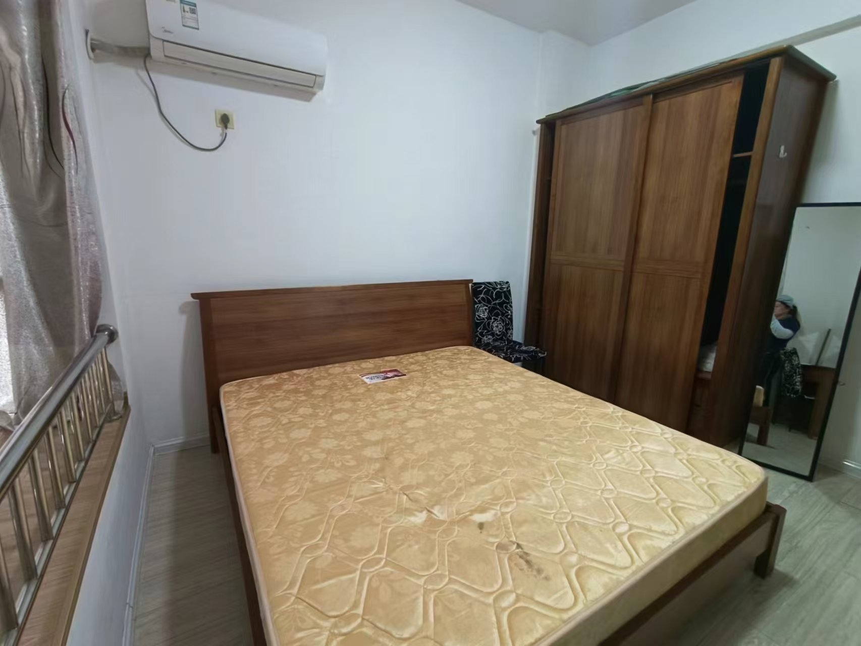 城市风景 2室2厅1卫 60.0万 城市风景 2室2厅1卫 60.0万室内图