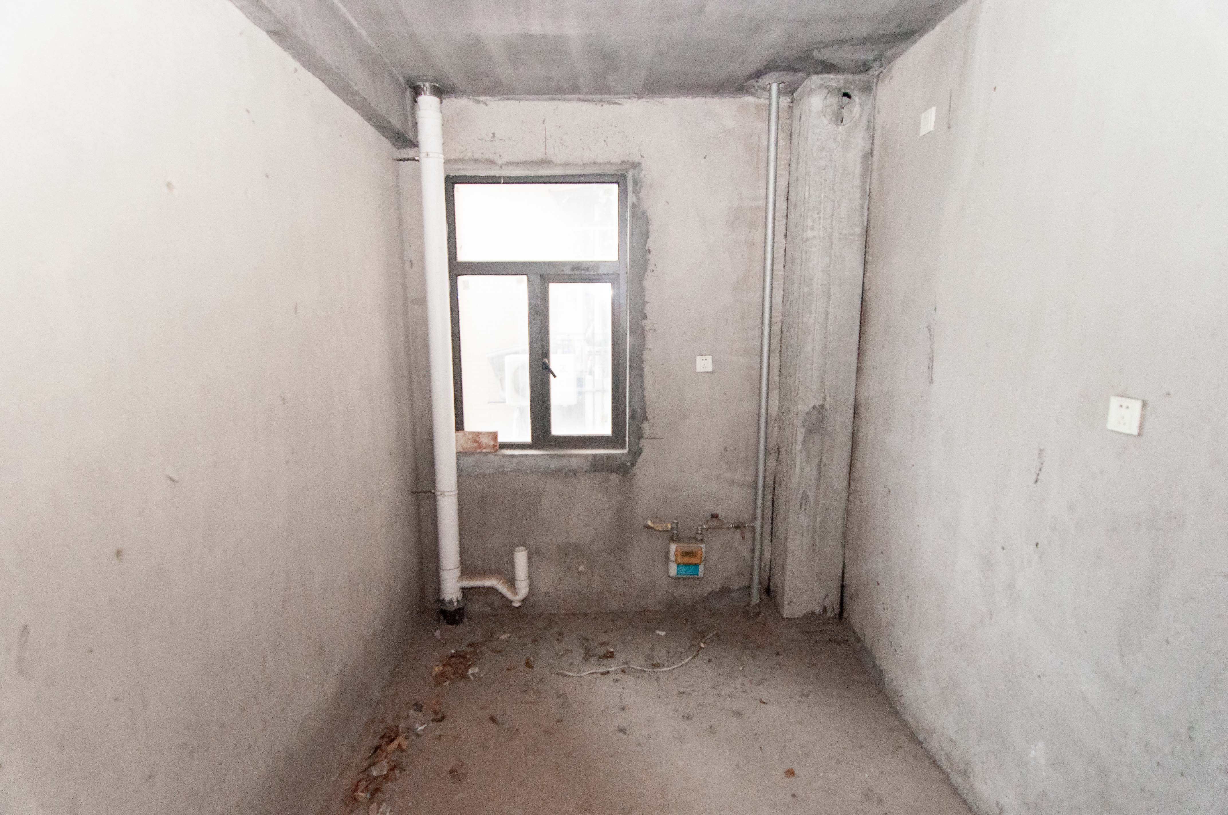 中一九骏(枫桥苑) 5室2厅2卫 130.0万 中一九骏(枫桥苑) 5室2厅2卫 130.0万其他