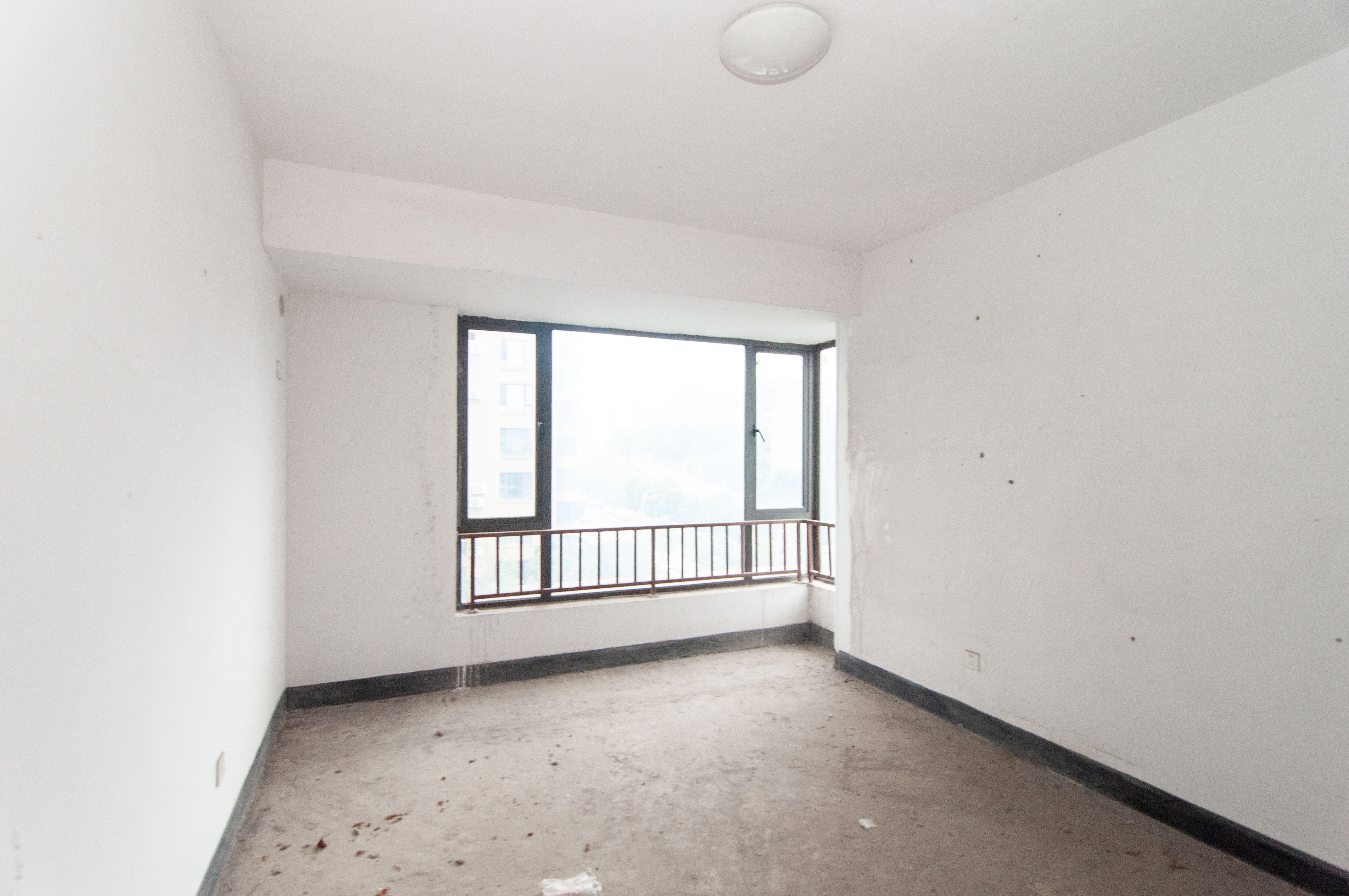 中一九骏(枫桥苑) 5室2厅2卫 130.0万 中一九骏(枫桥苑) 5室2厅2卫 130.0万其他