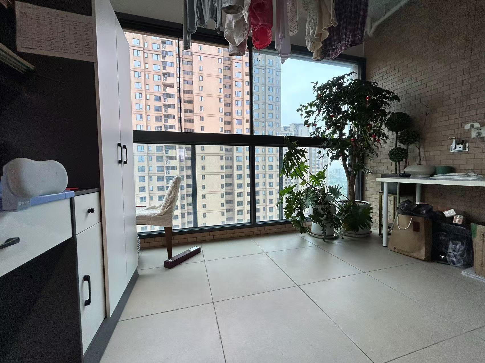 晋合湘水湾六期 2室2厅1卫 90.0万 晋合湘水湾六期 2室2厅1卫 90.0万室内图