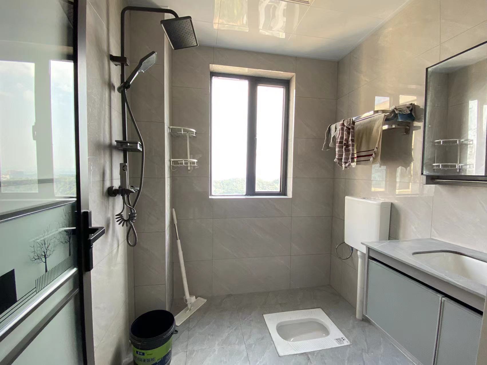 城市公园 3室2厅2卫 46.0万 城市公园 3室2厅2卫 46.0万室内图