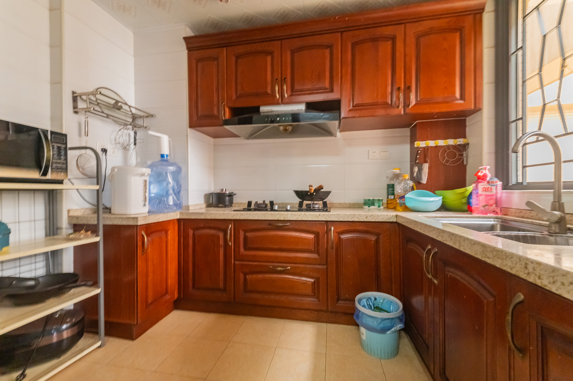 深业睿城 4室2厅1卫 115.0万 深业睿城 4室2厅1卫 115.0万厨房