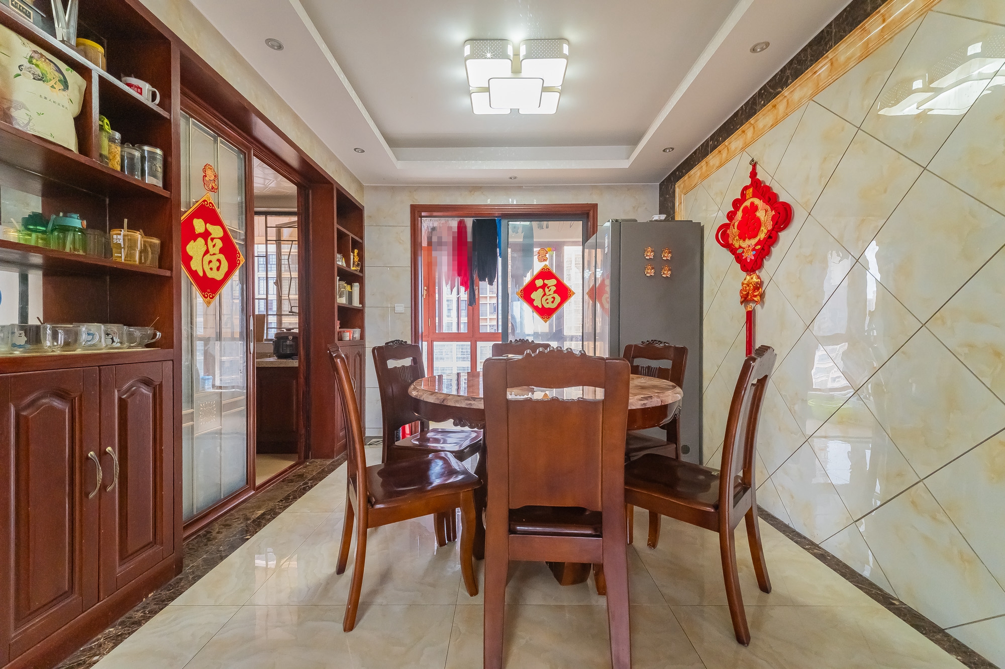 深业睿城 4室2厅1卫 115.0万 深业睿城 4室2厅1卫 115.0万其他