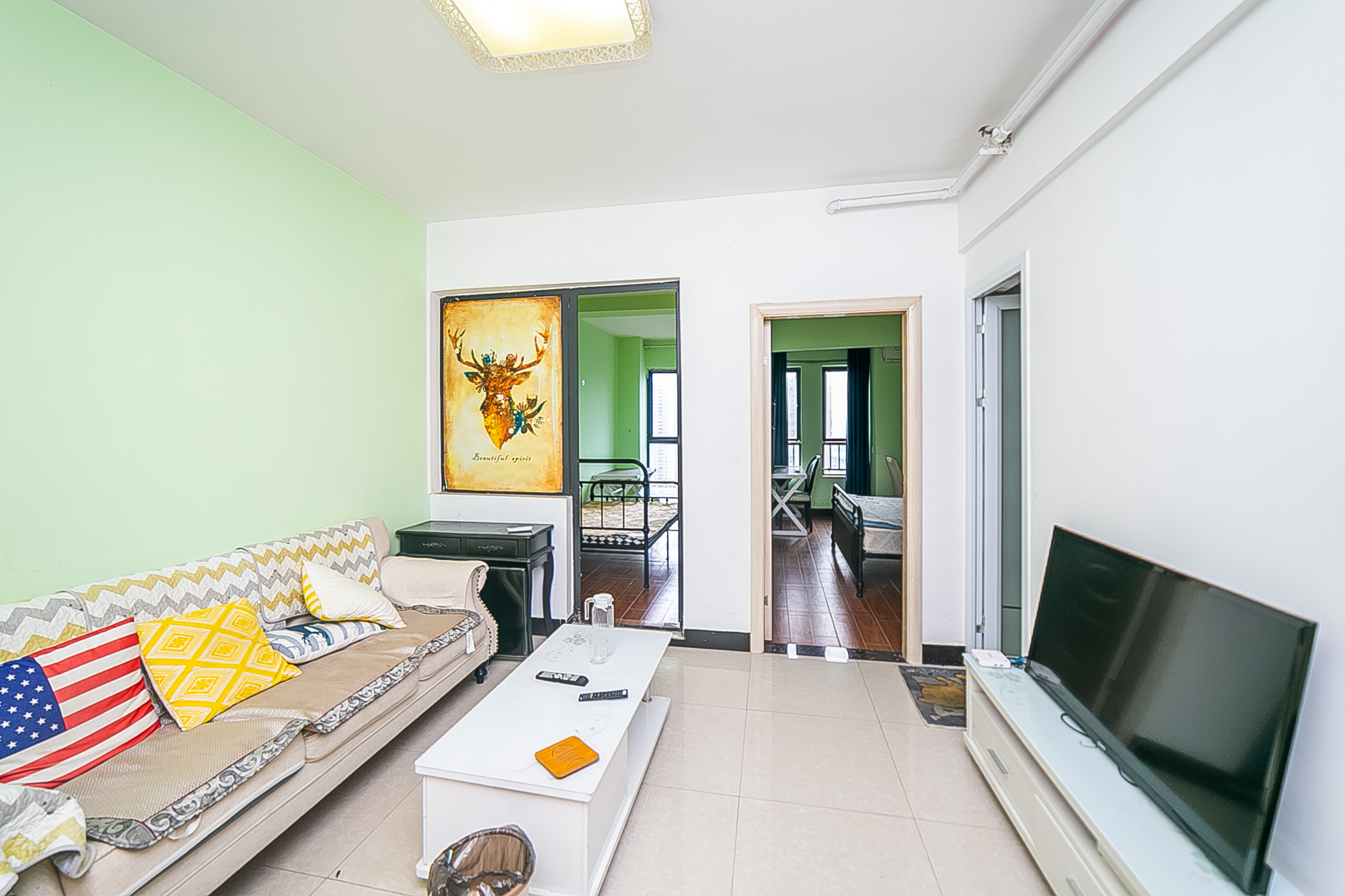 天鸿天府(天鸿中央大院)  2室1厅1卫    45.8万 天鸿天府(天鸿中央大院)  2室1厅1卫    45.8万客厅