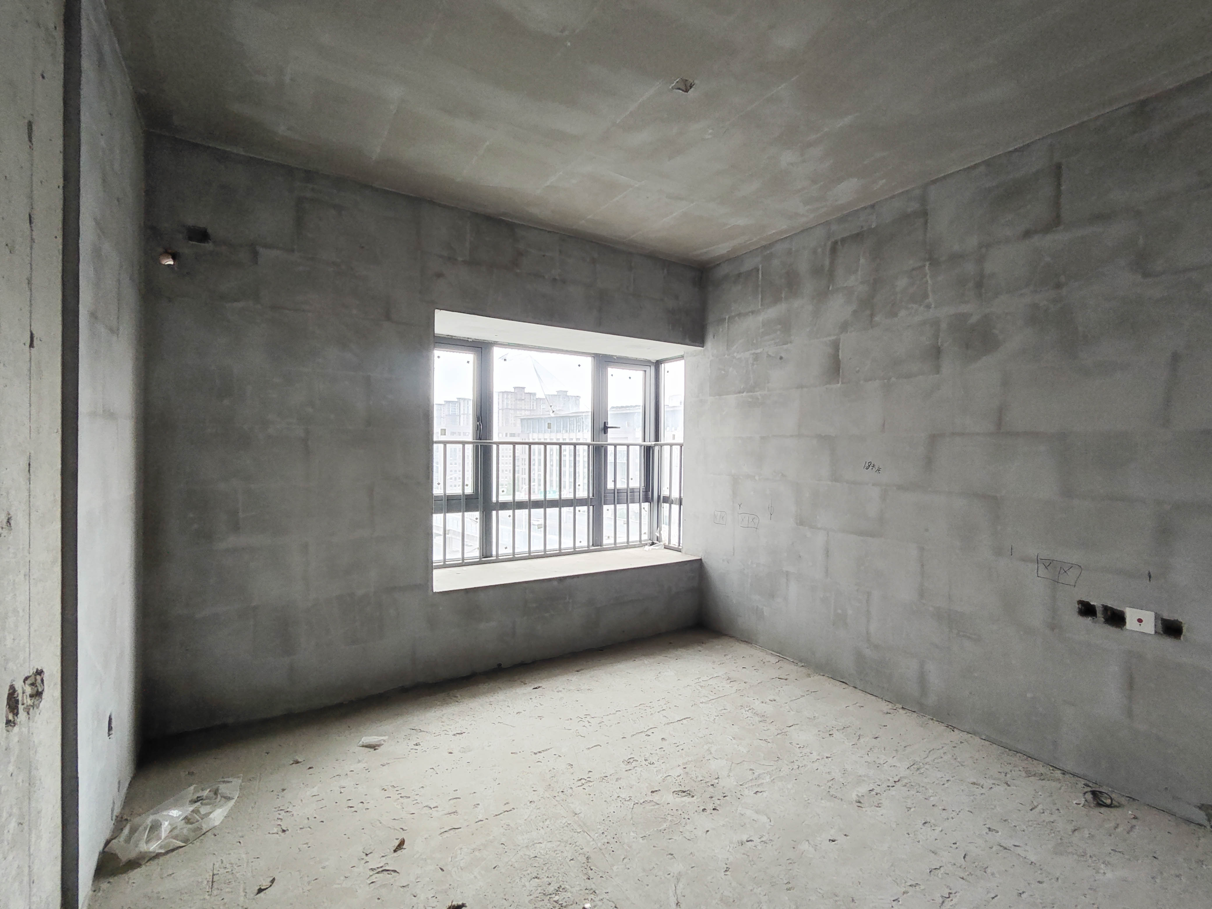 潇湘名城(新里程潇湘名城)  3室2厅2卫    125.0万 潇湘名城(新里程潇湘名城)  3室2厅2卫    125.0万卧室