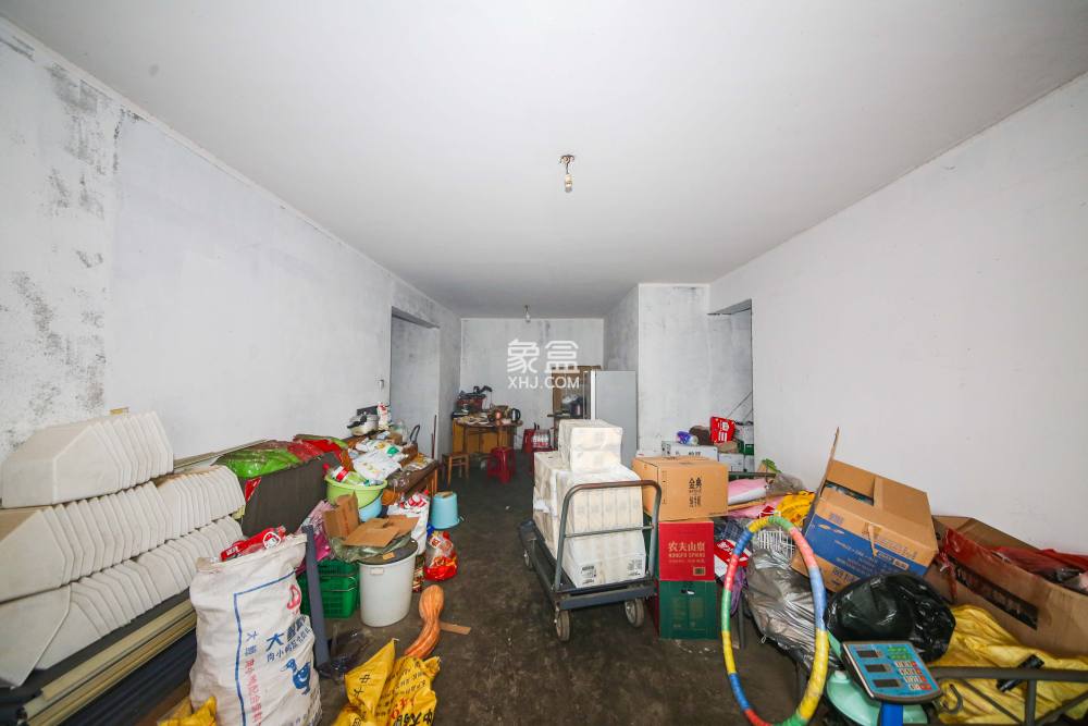 童话里  3室2厅2卫    120.0万