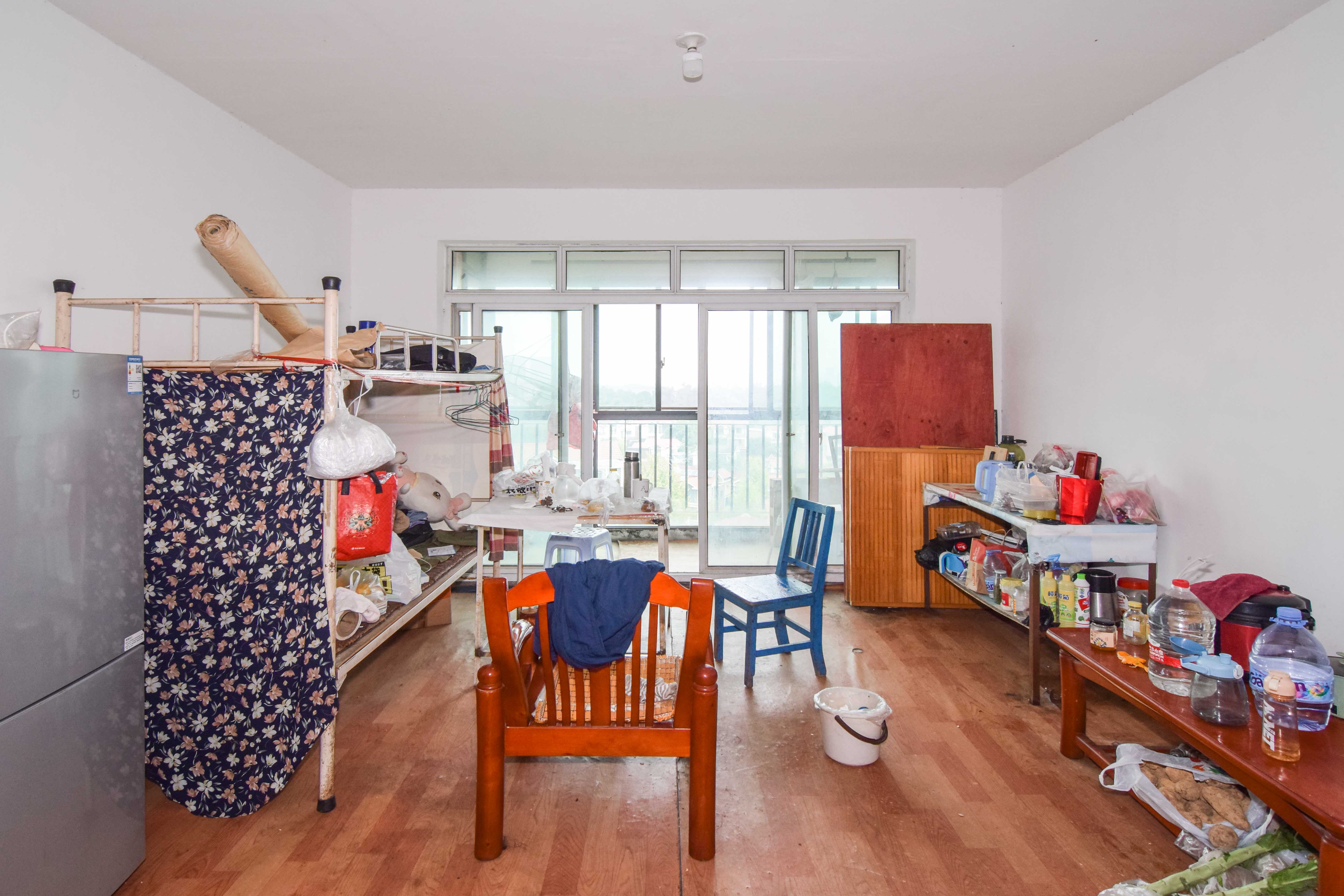 普瑞斯堡 3室2厅2卫 46.0万 普瑞斯堡 3室2厅2卫 46.0万客厅