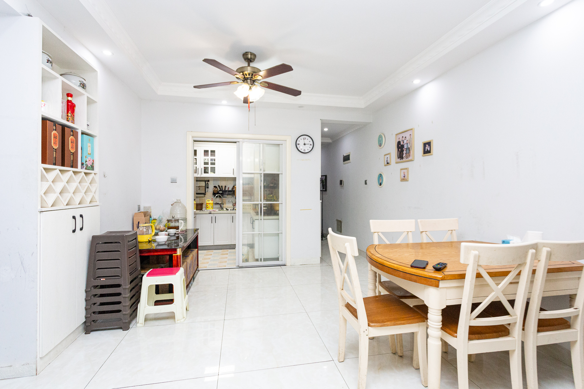 润和之悦(金泽园) 3室2厅1卫 80.0万 润和之悦(金泽园) 3室2厅1卫 80.0万客厅