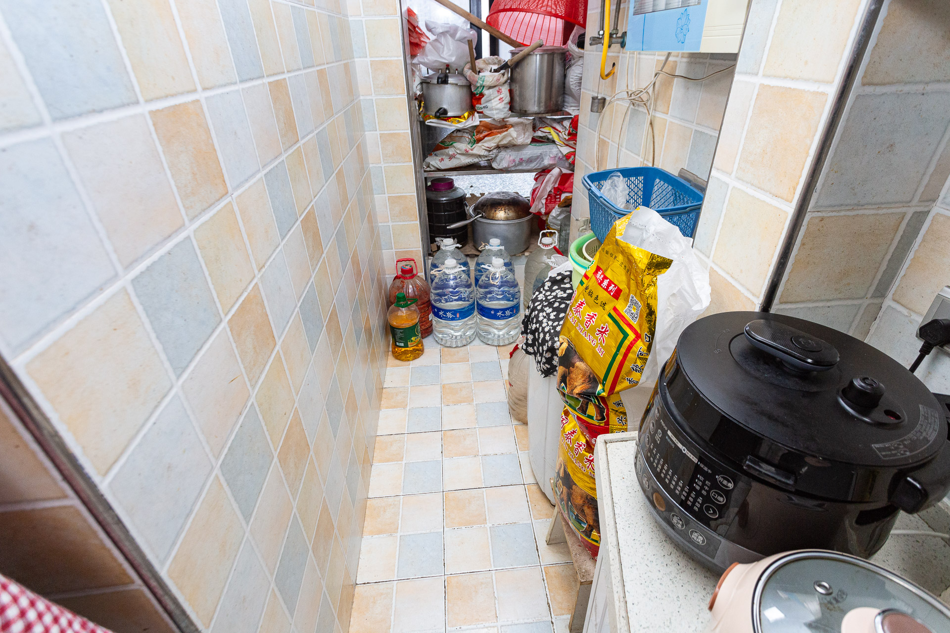 润和之悦(金泽园) 3室2厅1卫 80.0万 润和之悦(金泽园) 3室2厅1卫 80.0万阳台