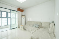 奥克斯广场  3室2厅1卫    76.0万 奥克斯广场  3室2厅1卫    76.0万