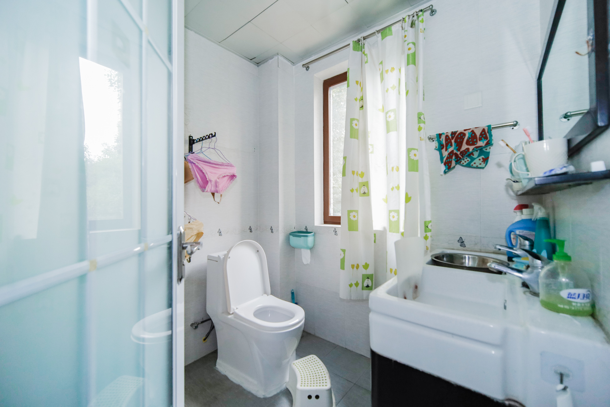 鑫天山水洲城 3室2厅2卫 111.0万 鑫天山水洲城 3室2厅2卫 111.0万卫生间